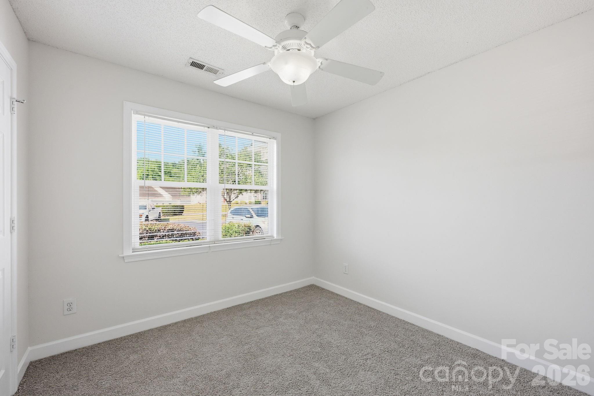 915 Barracuda Avenue — Statesville