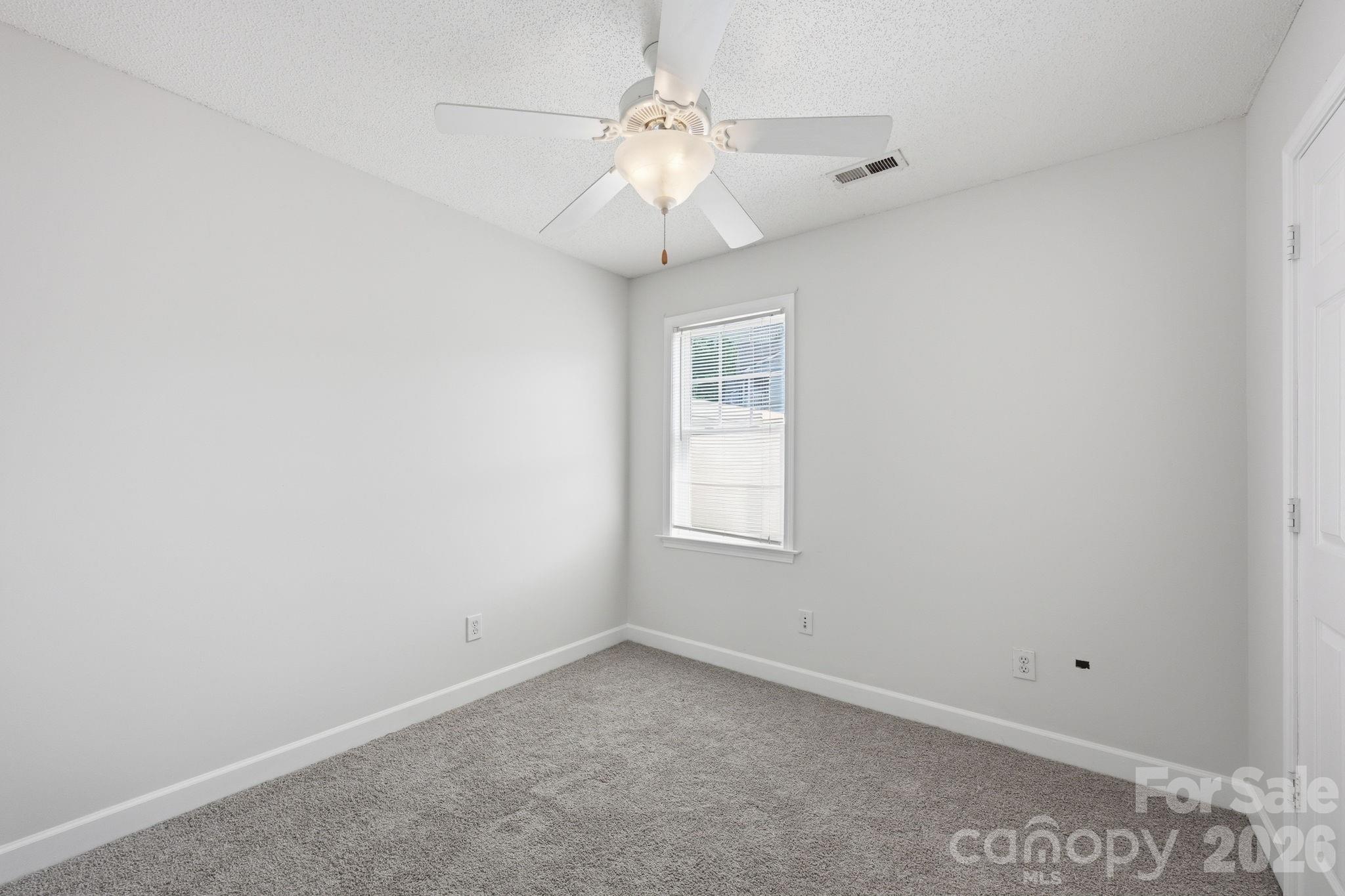 915 Barracuda Avenue — Statesville
