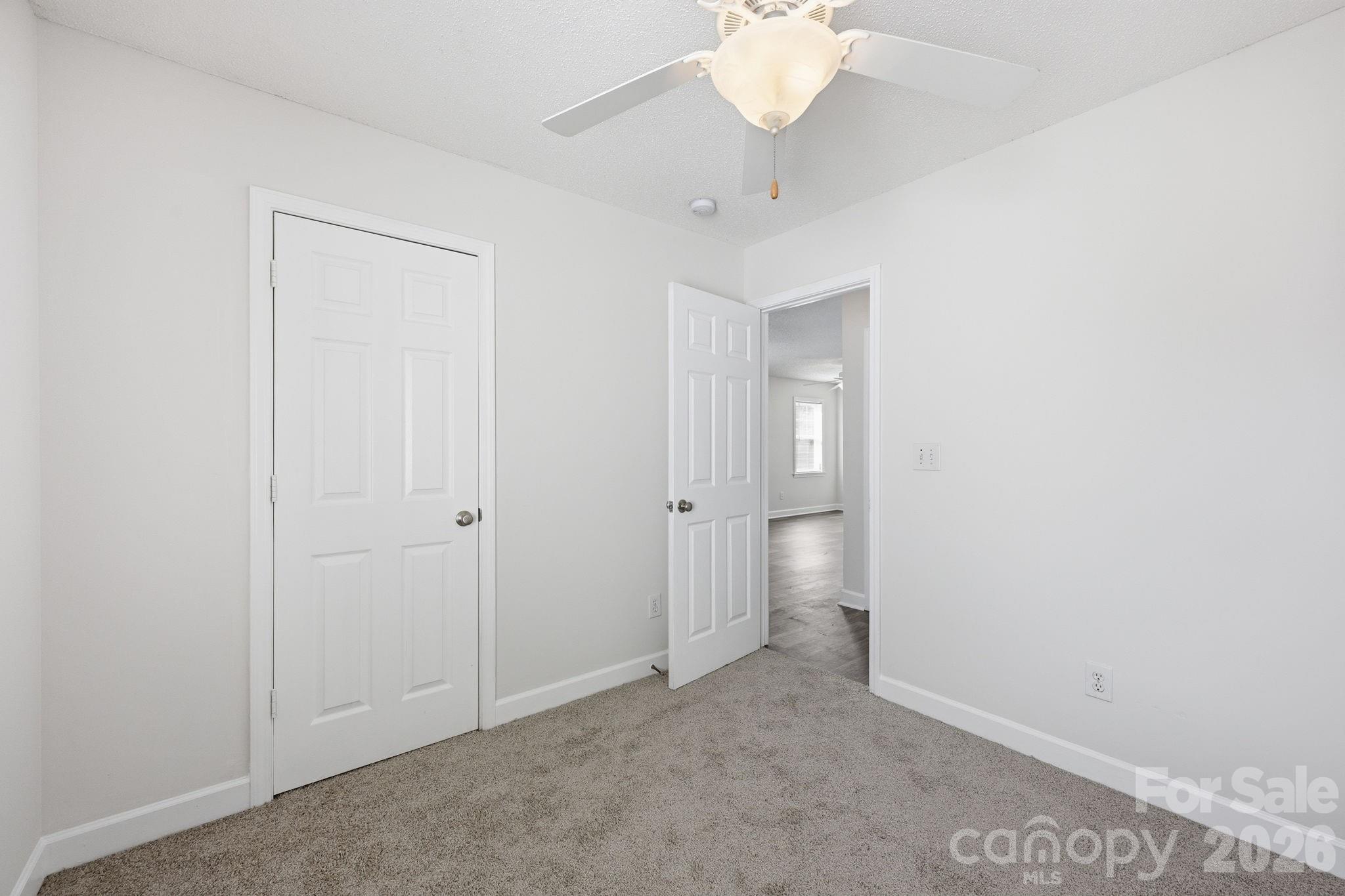 915 Barracuda Avenue — Statesville