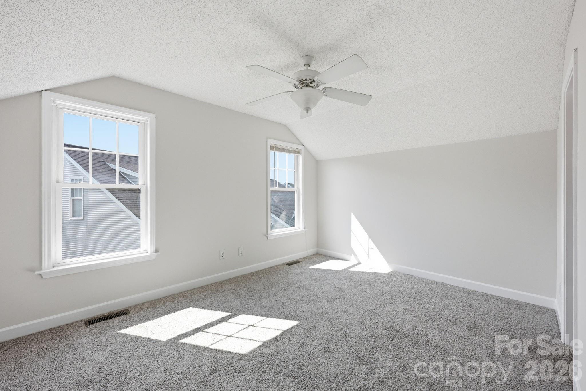 915 Barracuda Avenue — Statesville