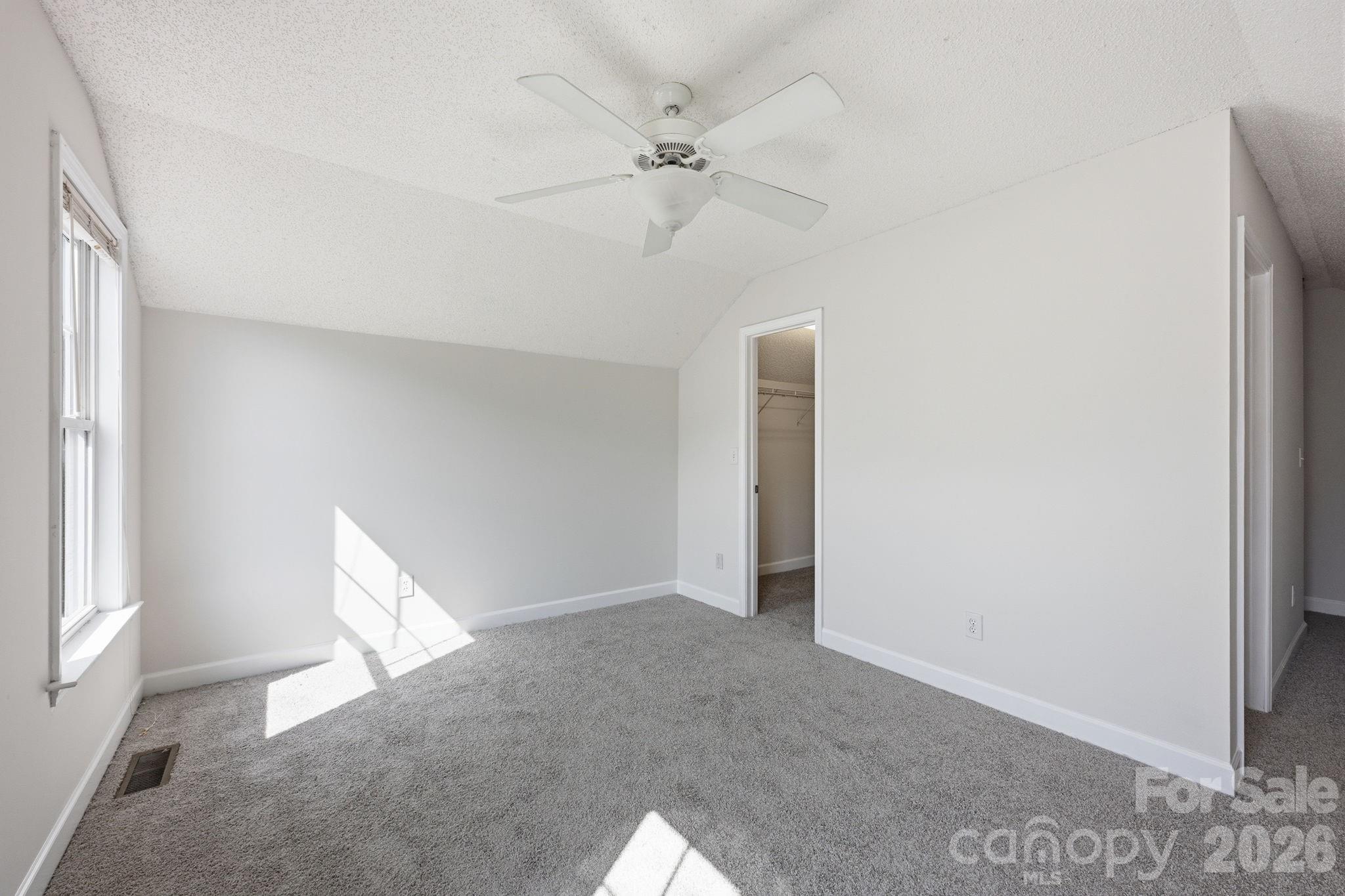 915 Barracuda Avenue — Statesville