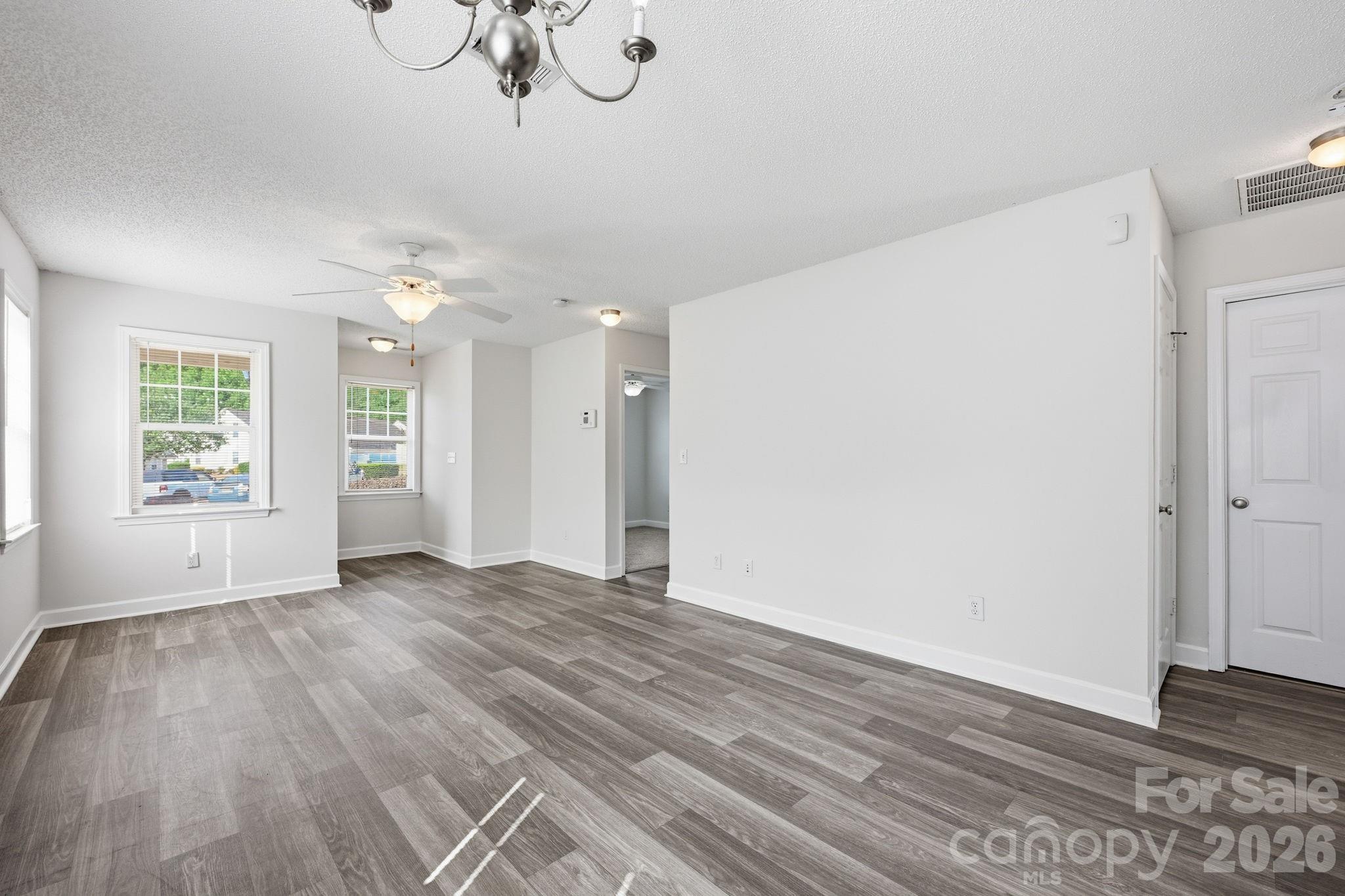 915 Barracuda Avenue — Statesville