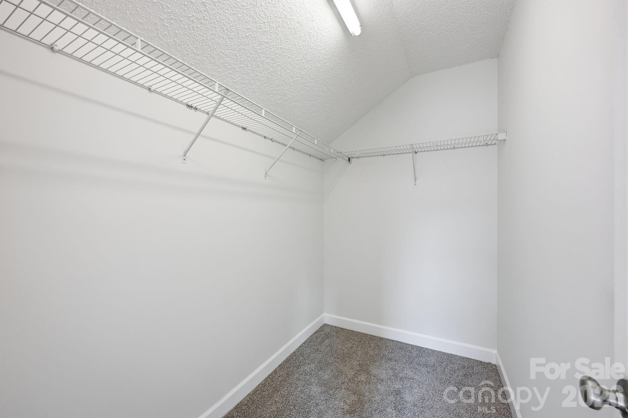 915 Barracuda Avenue — Statesville