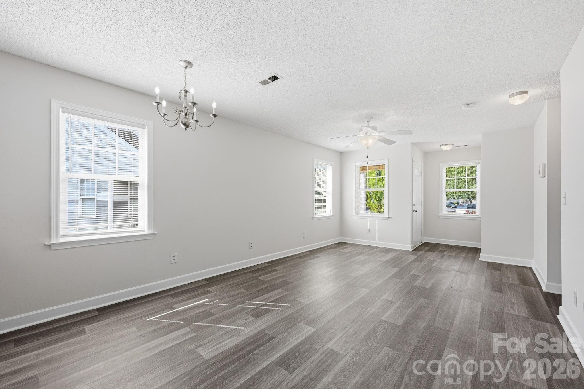 915 Barracuda Avenue — Statesville