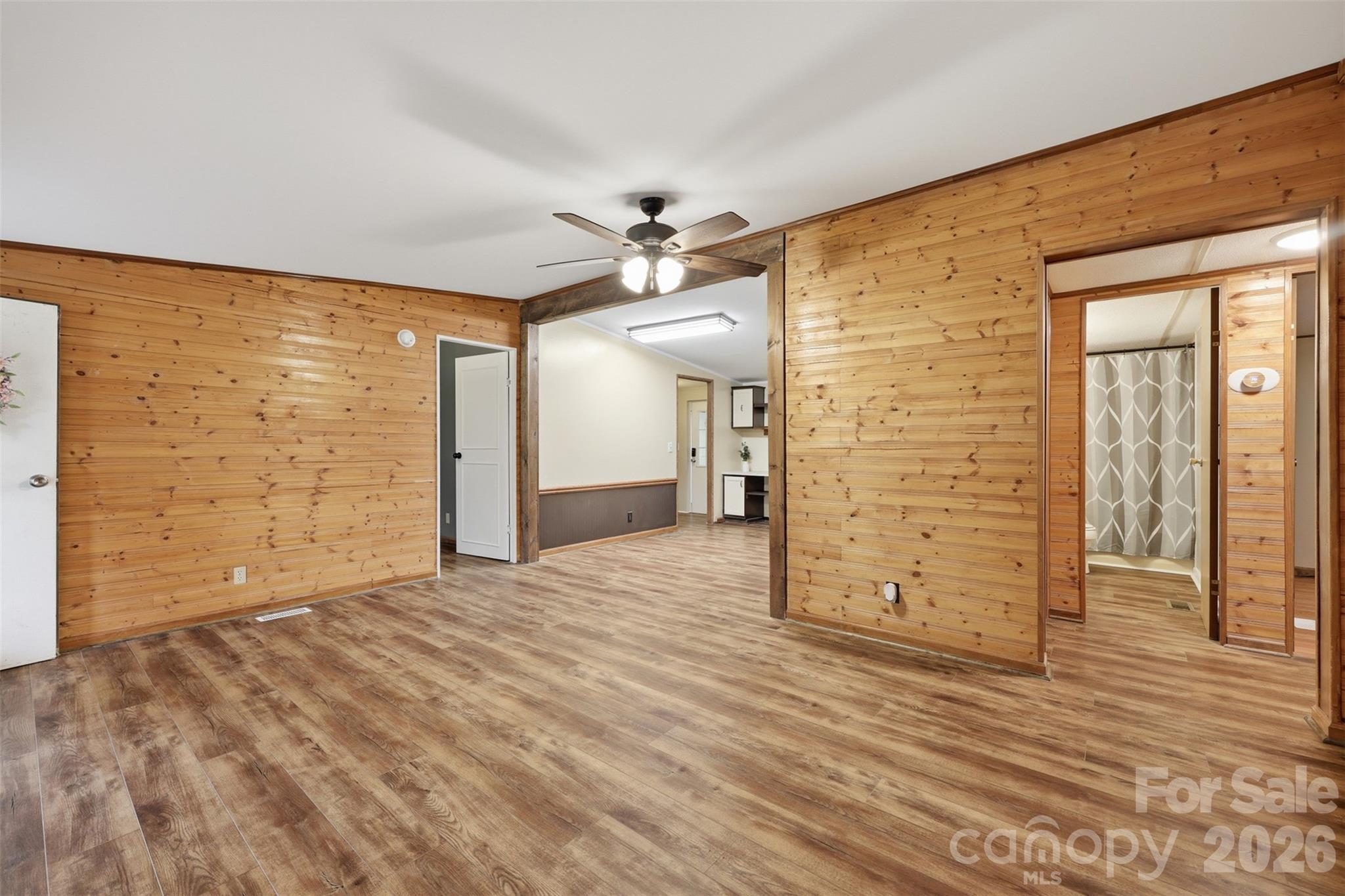 1309 Poole Gooden Road — Hiddenite