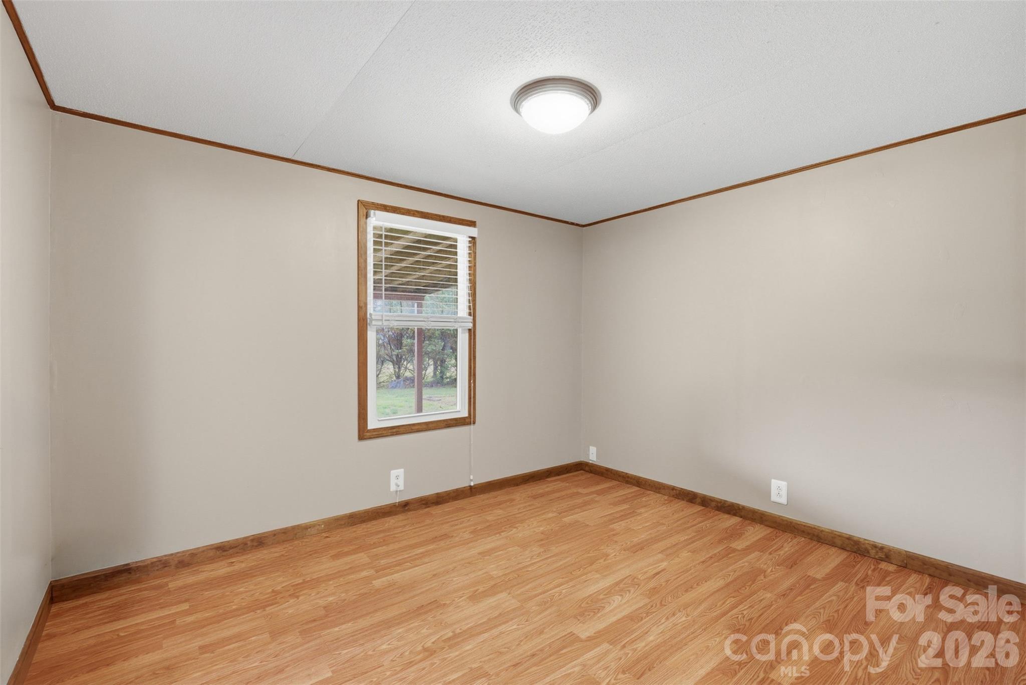 1309 Poole Gooden Road — Hiddenite
