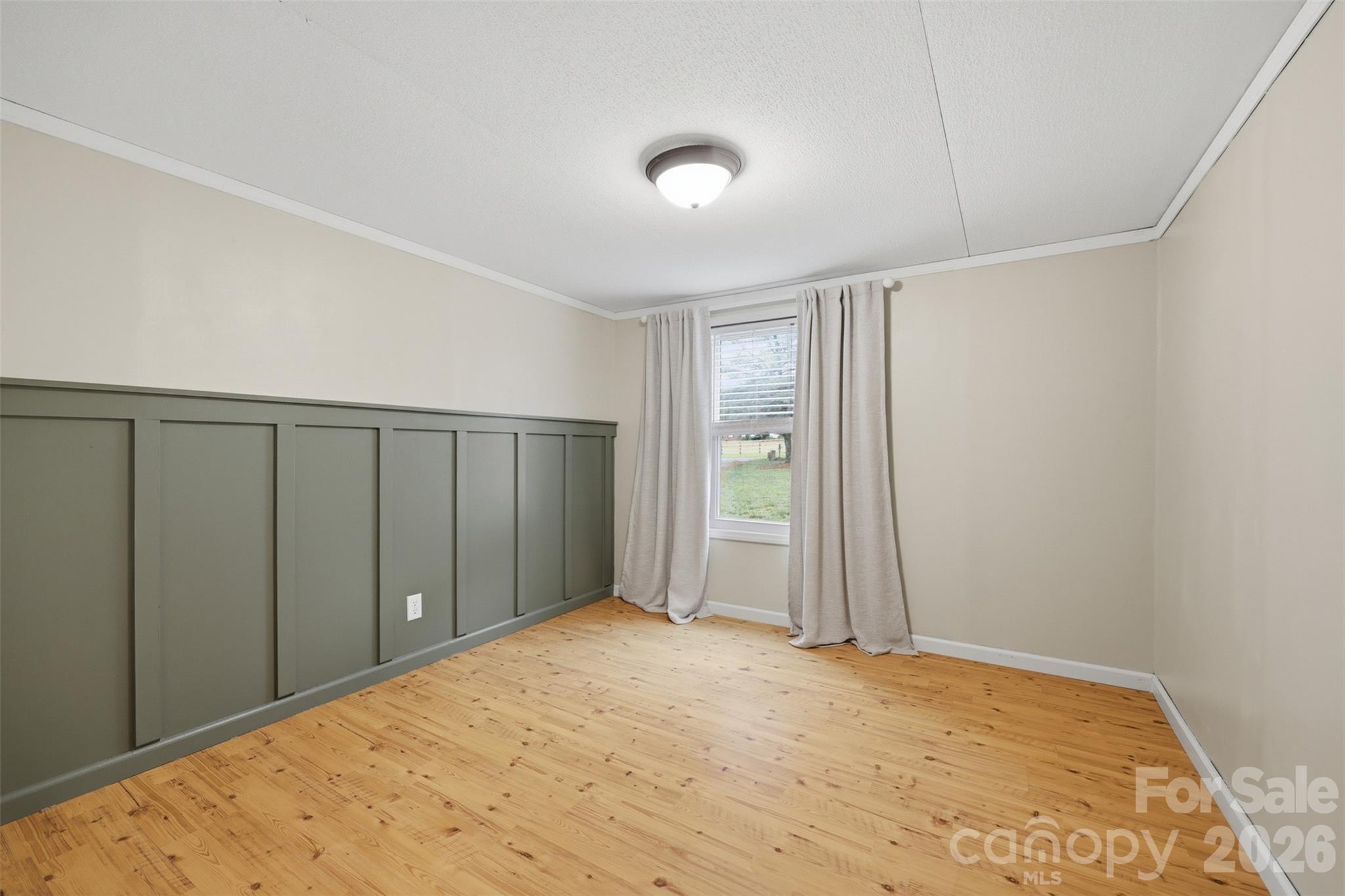 1309 Poole Gooden Road — Hiddenite