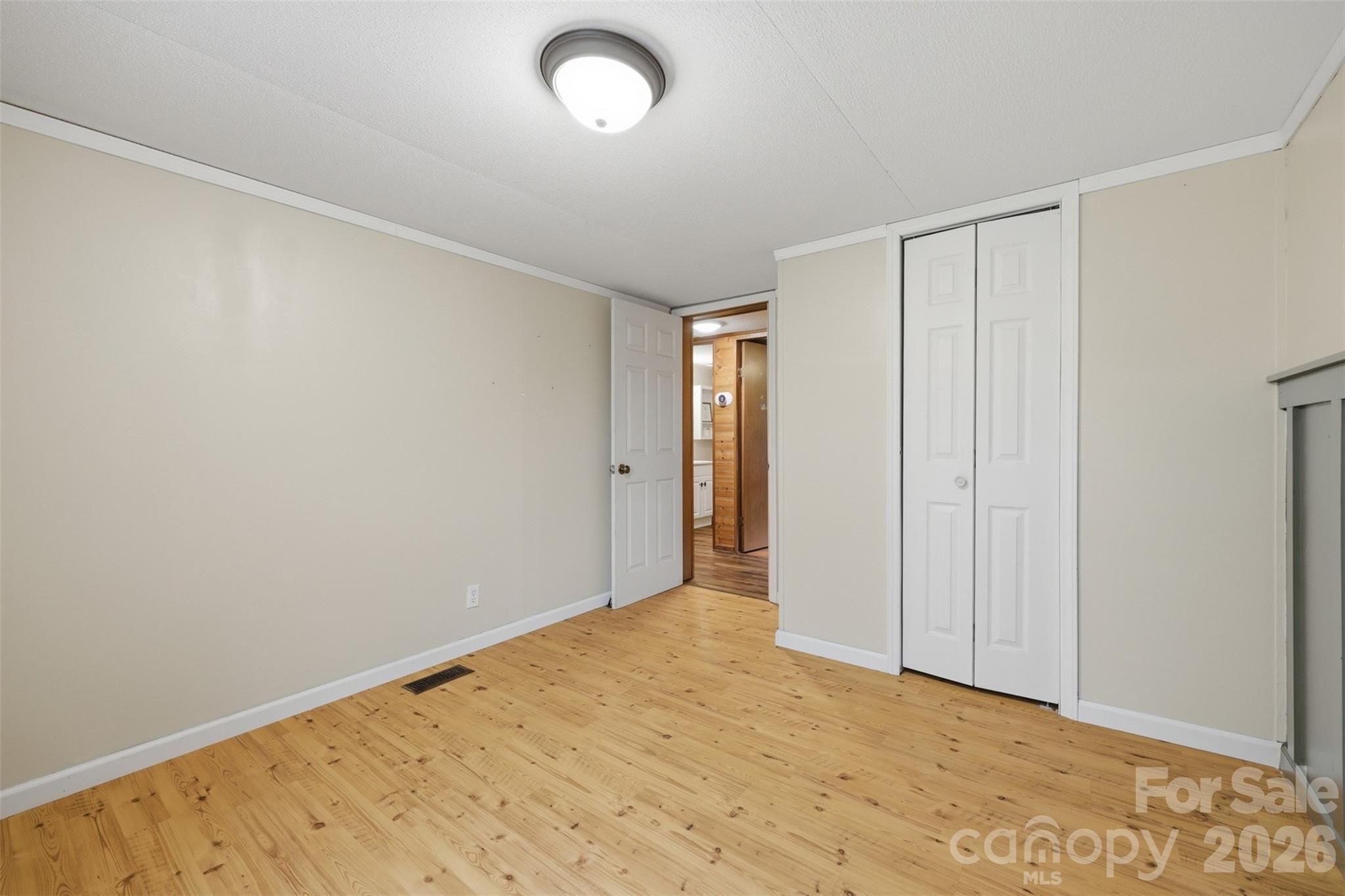 1309 Poole Gooden Road — Hiddenite