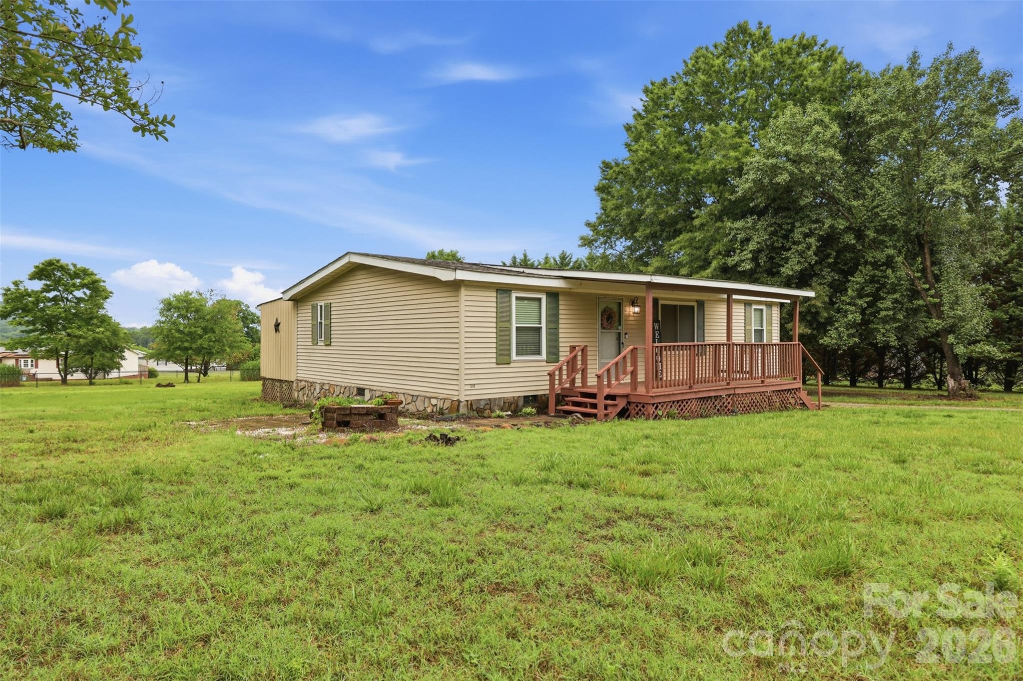 1309 Poole Gooden Road — Hiddenite