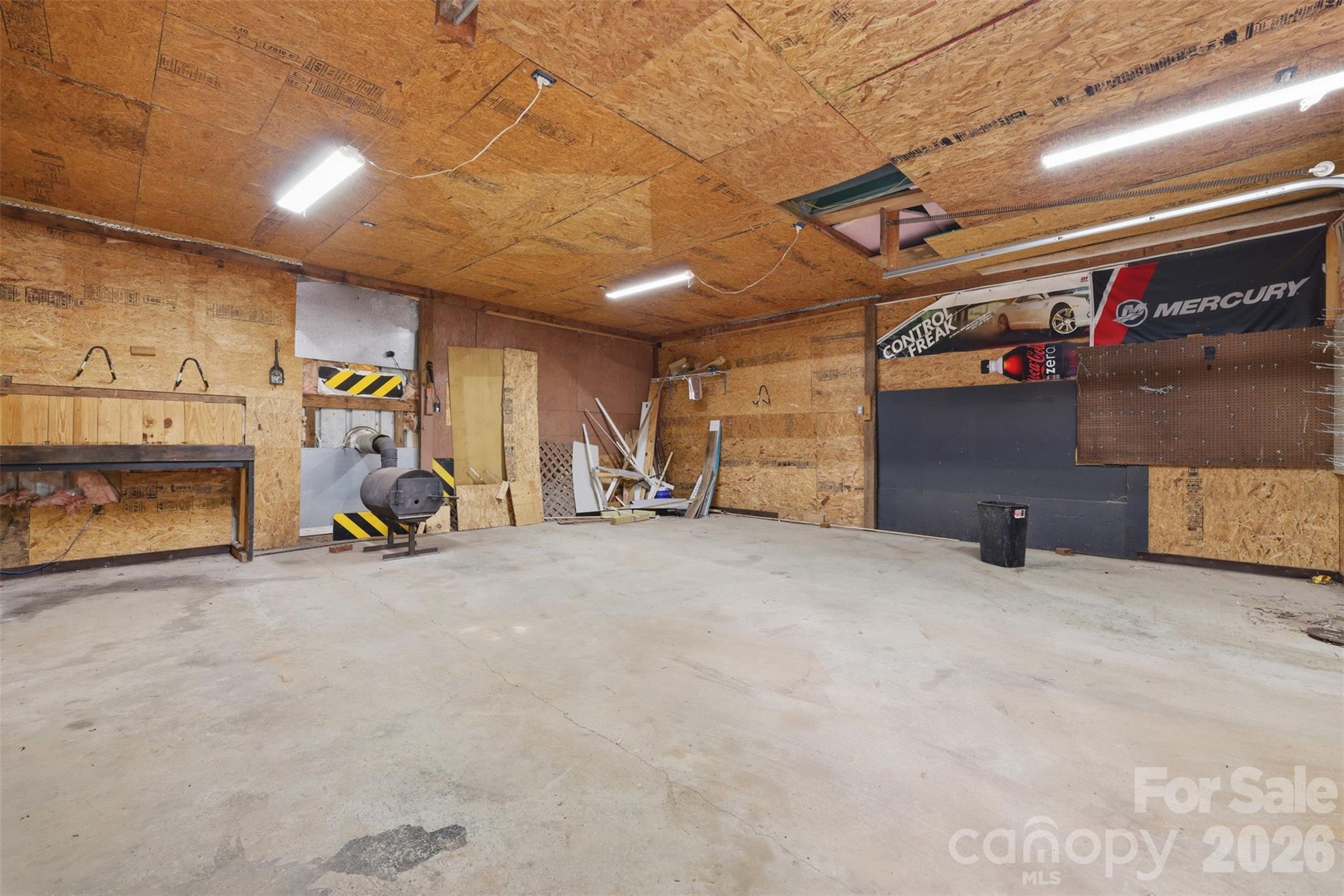 1309 Poole Gooden Road — Hiddenite