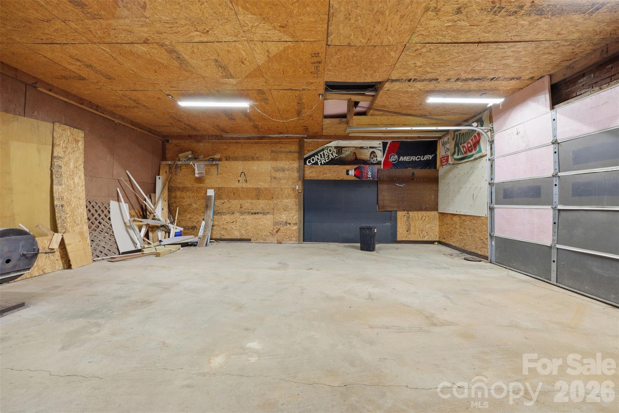 1309 Poole Gooden Road — Hiddenite