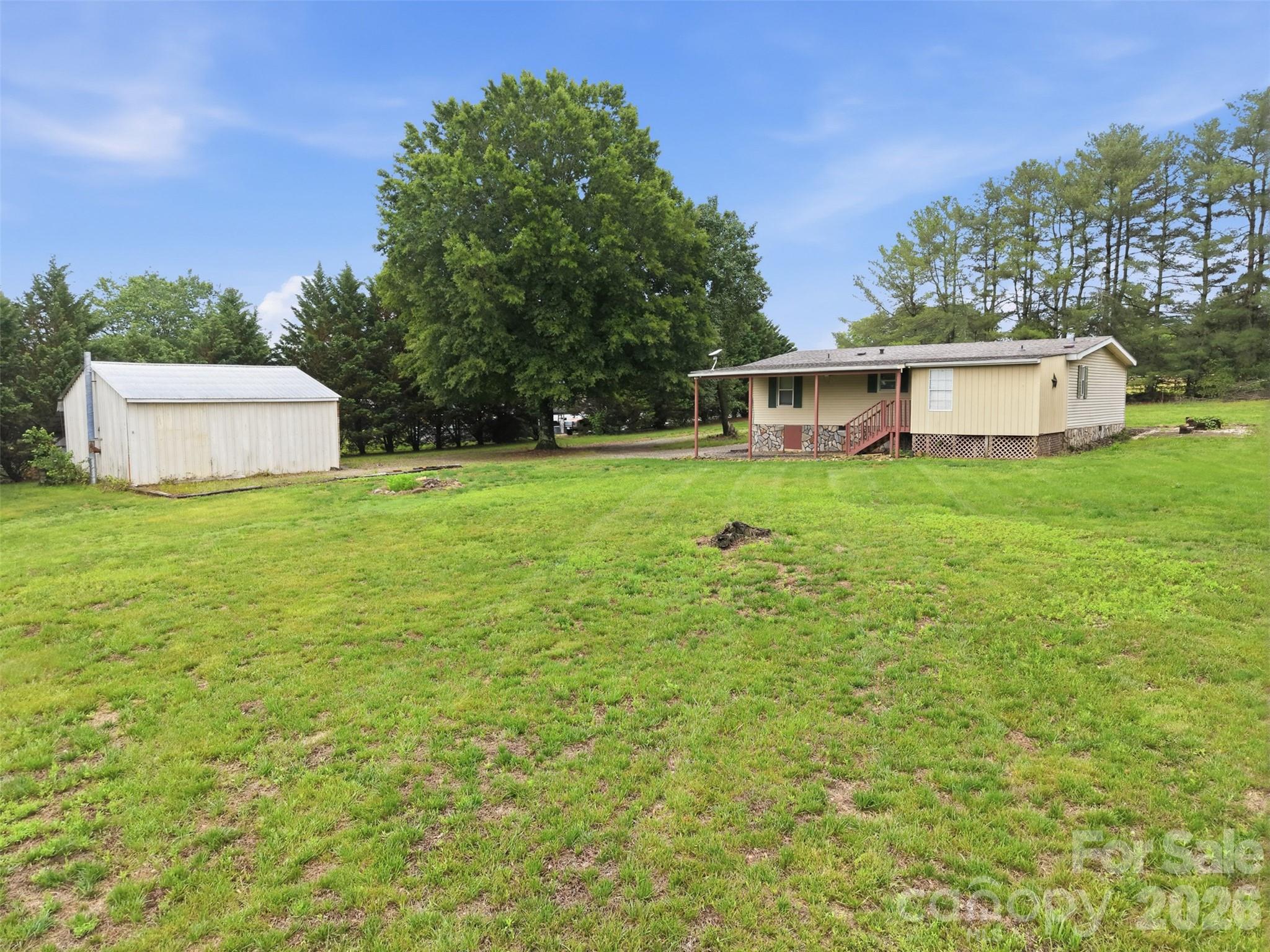 1309 Poole Gooden Road — Hiddenite