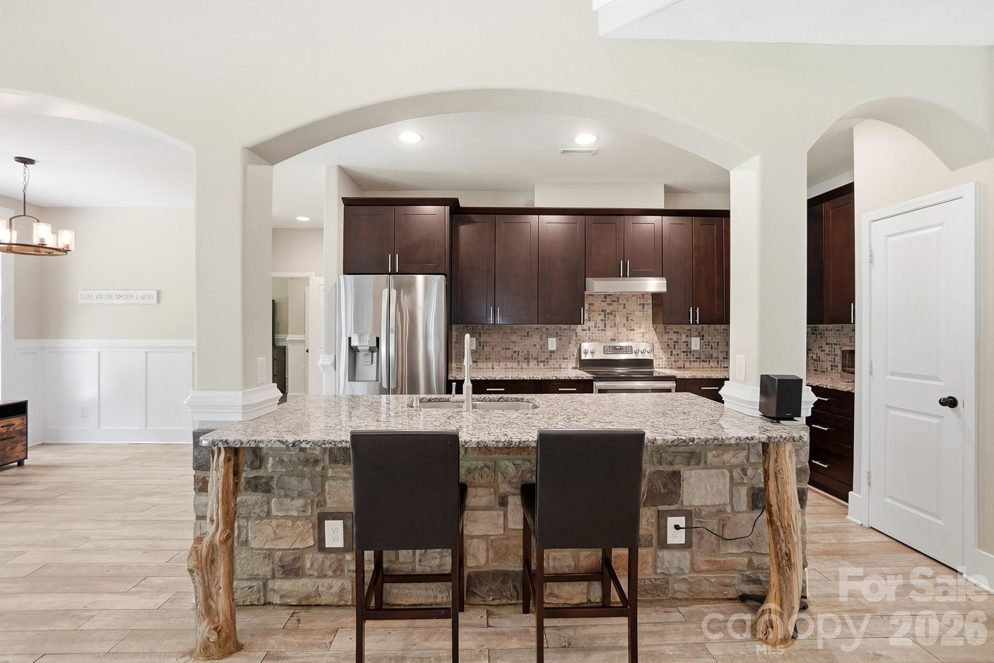 9151 Vagabond Road — Charlotte