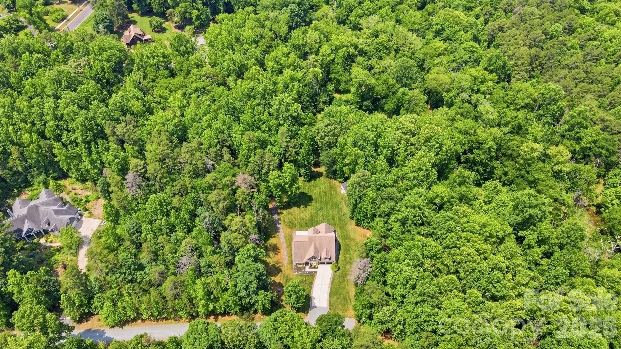9151 Vagabond Road — Charlotte