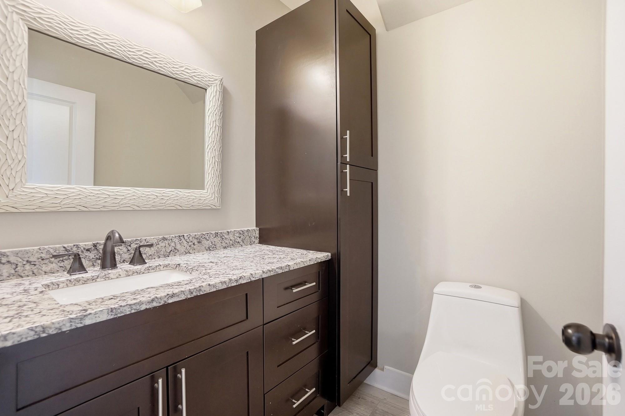 9151 Vagabond Road — Charlotte