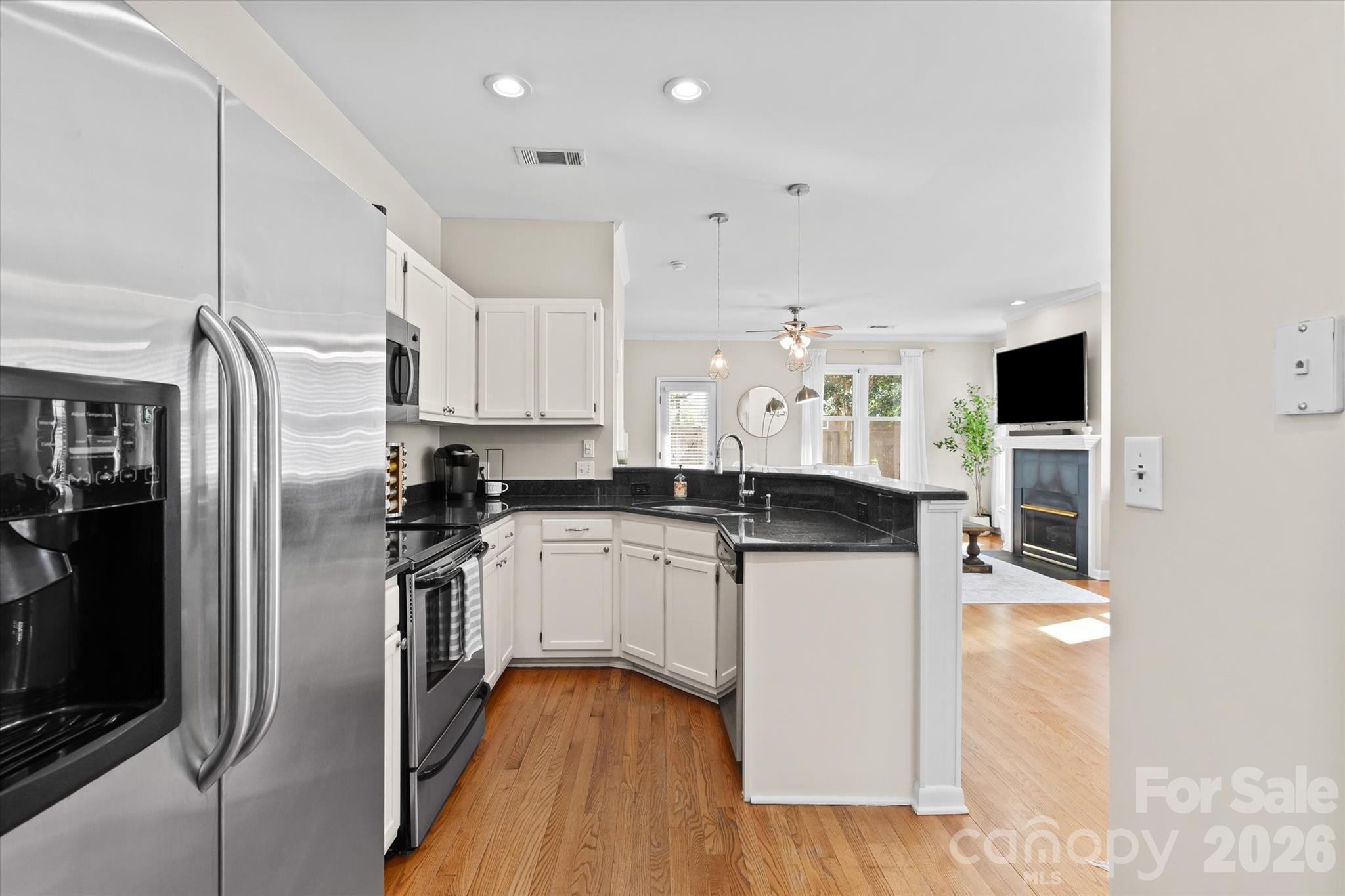 2538 Dilworth Heights Lane — Charlotte