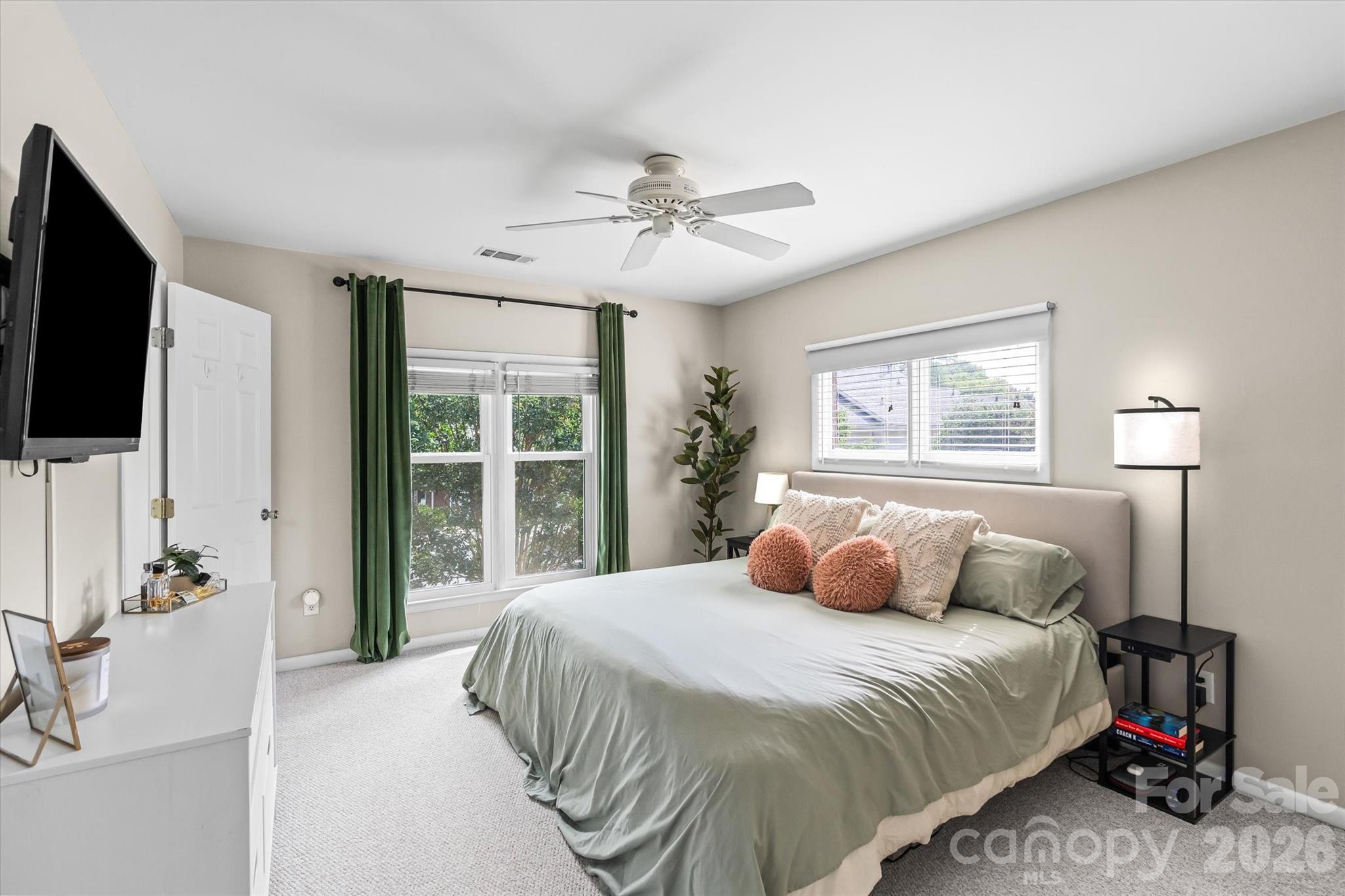 2538 Dilworth Heights Lane — Charlotte