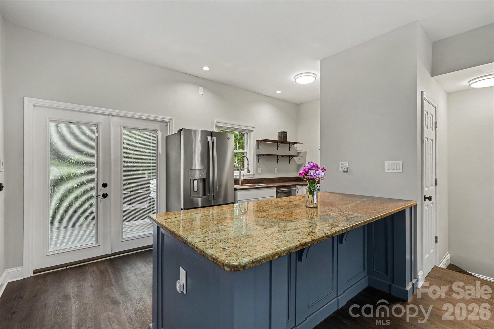 316 W 10th Street — Charlotte