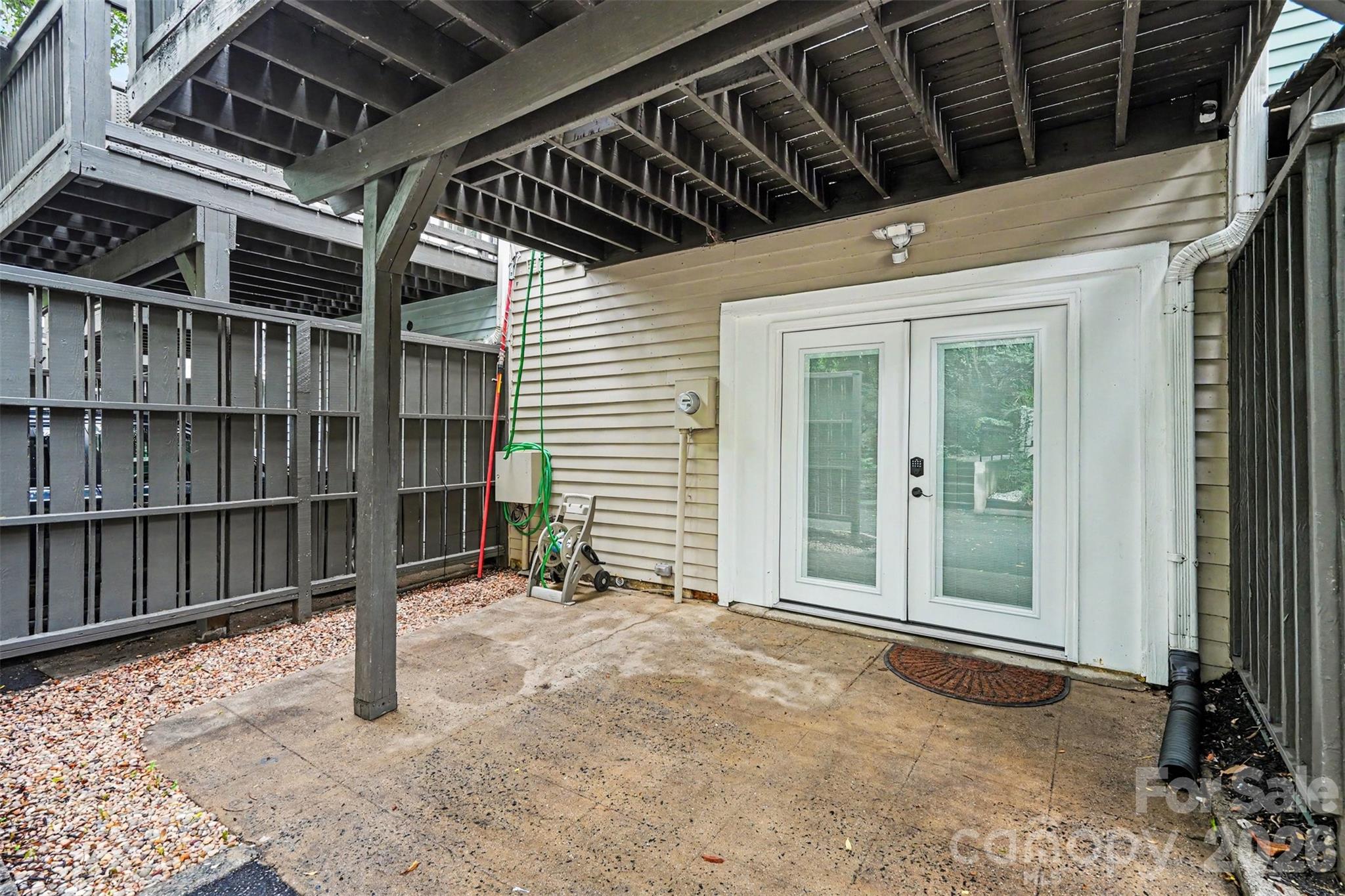 316 W 10th Street — Charlotte
