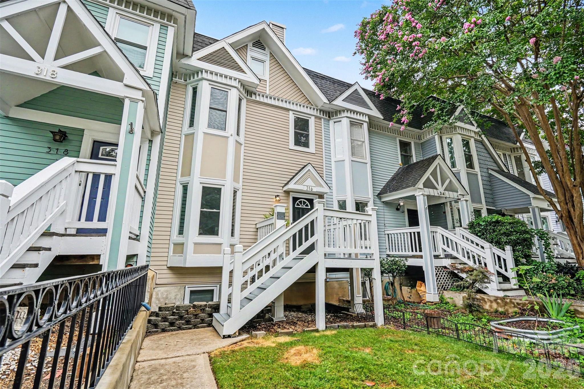 316 W 10th Street — Charlotte