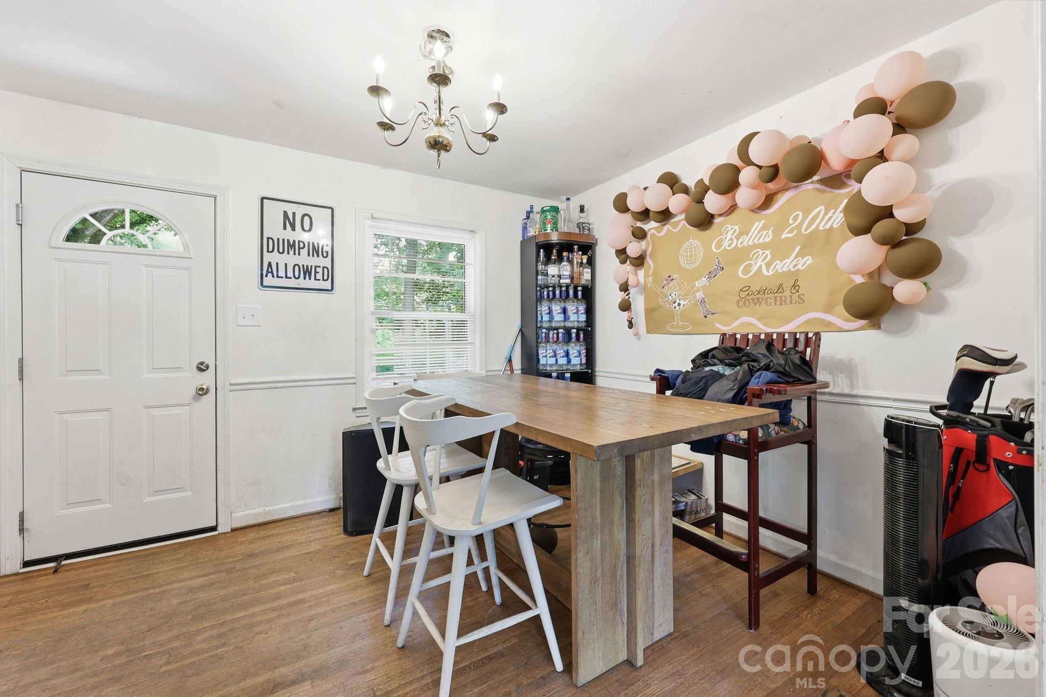 9201 Sandburg Avenue — Charlotte