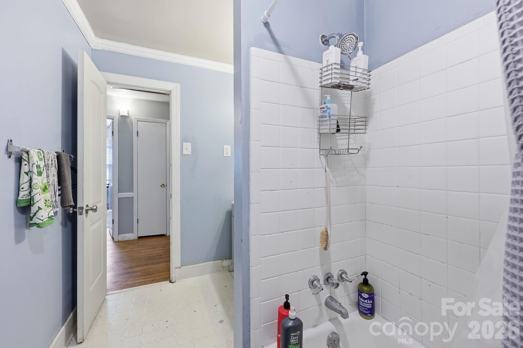 9201 Sandburg Avenue — Charlotte