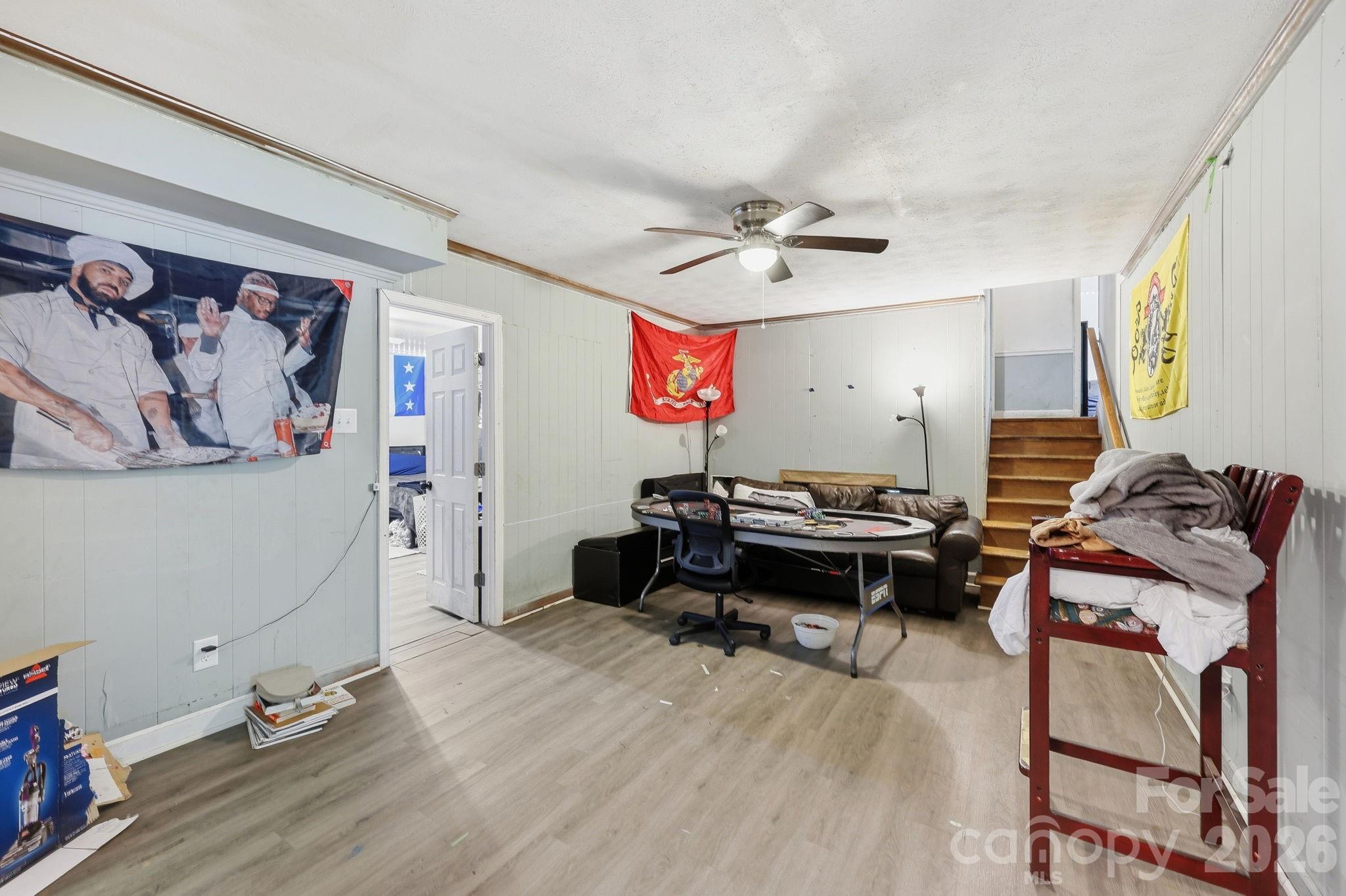 9201 Sandburg Avenue — Charlotte