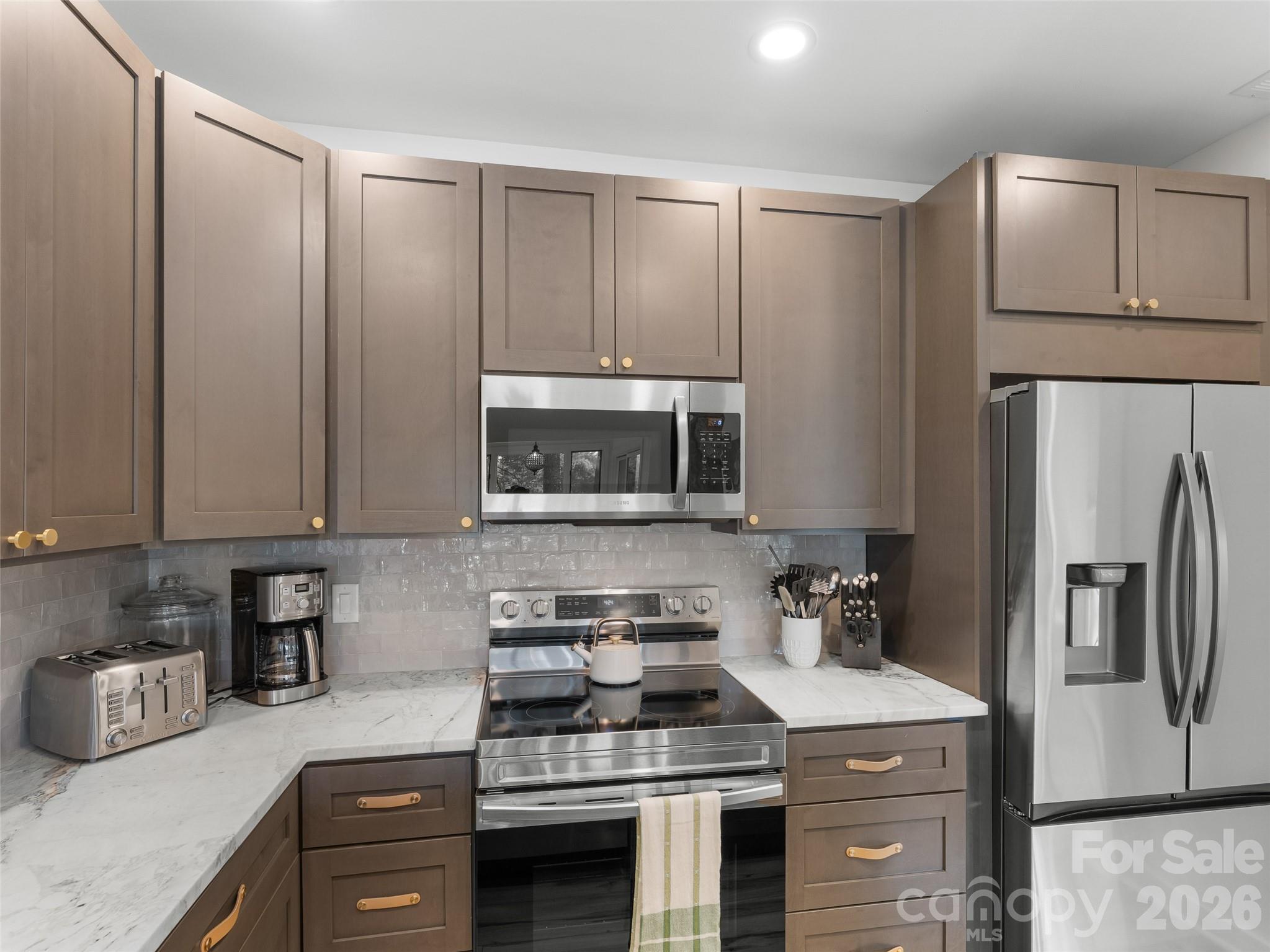 144 Racquet Club Villas Drive — Sapphire