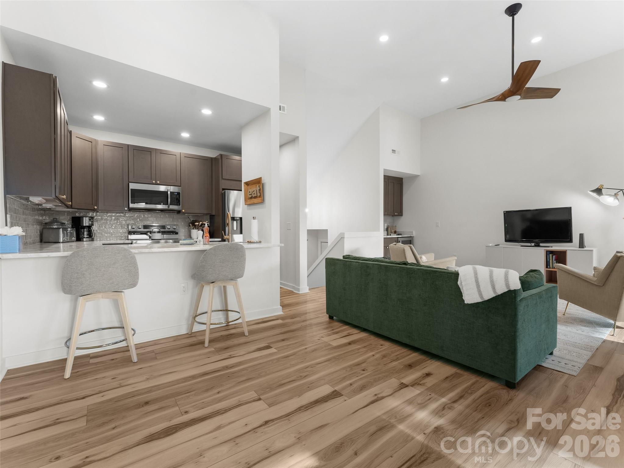 144 Racquet Club Villas Drive — Sapphire