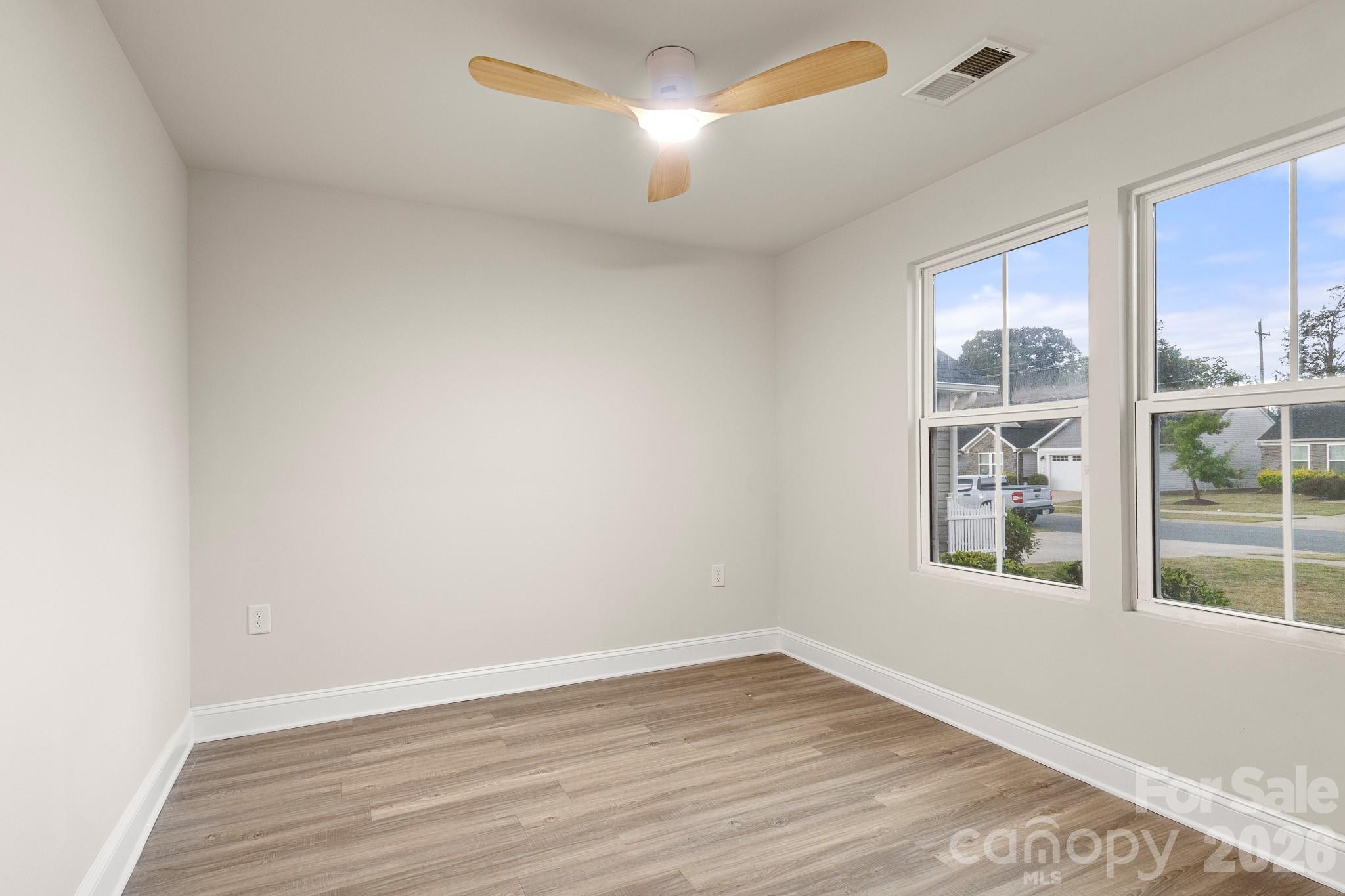 4238 Mackinnon Drive — Charlotte