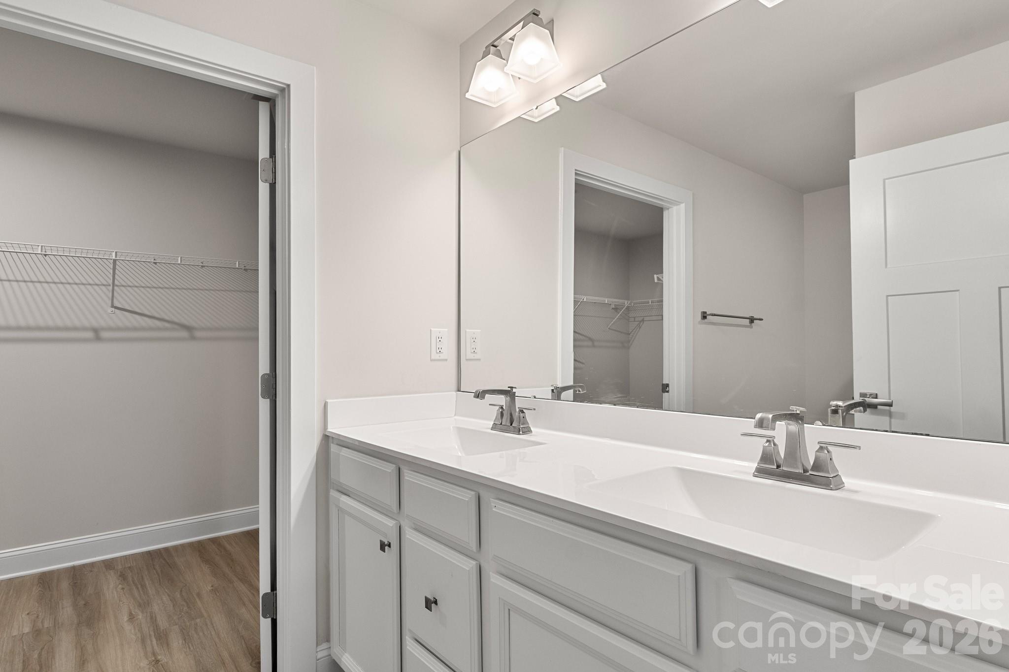 4238 Mackinnon Drive — Charlotte