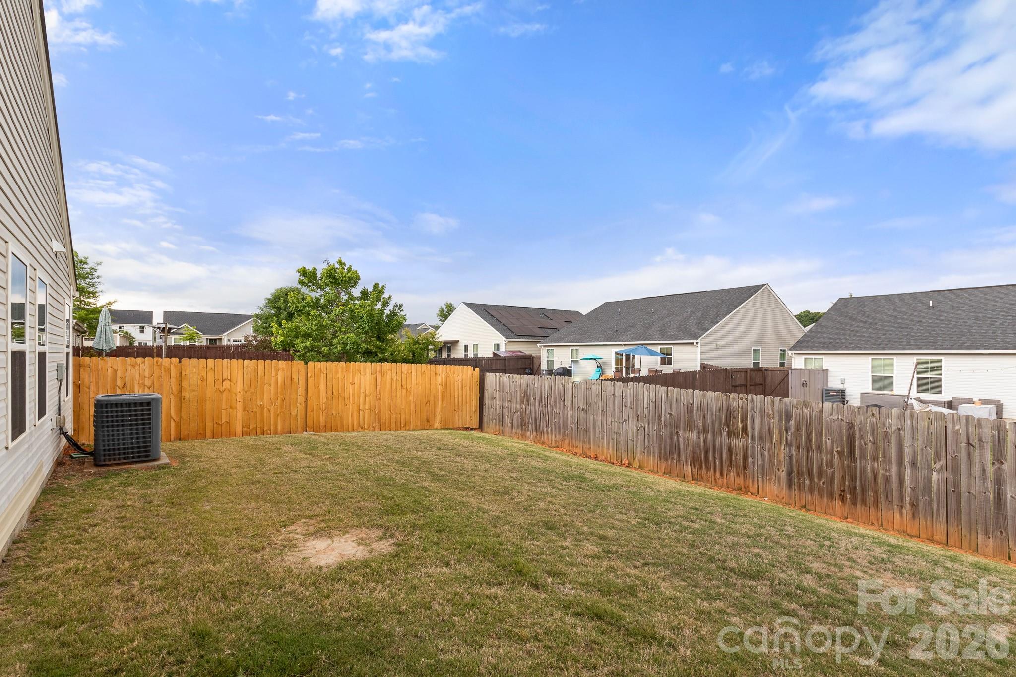 4238 Mackinnon Drive — Charlotte