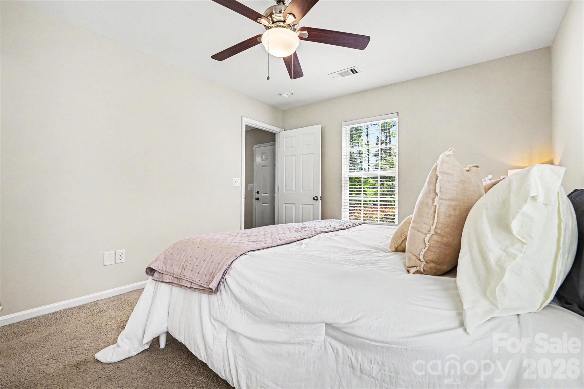 2540 Elmin Street — Charlotte