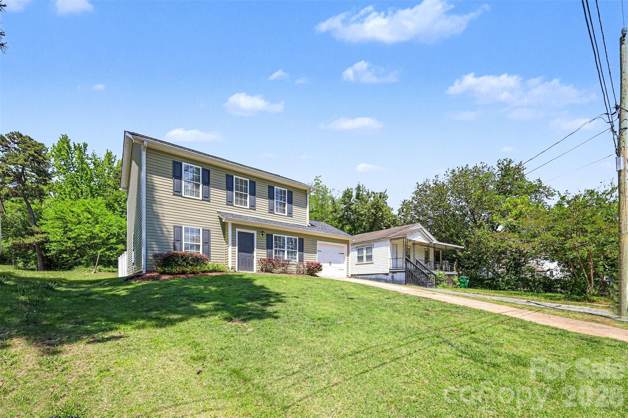2540 Elmin Street — Charlotte