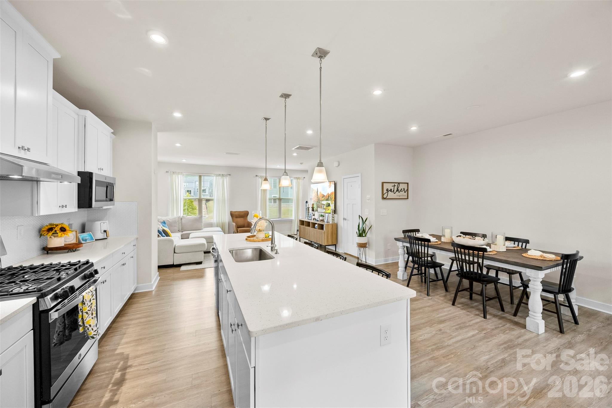 614 Crudent Road — Tega Cay