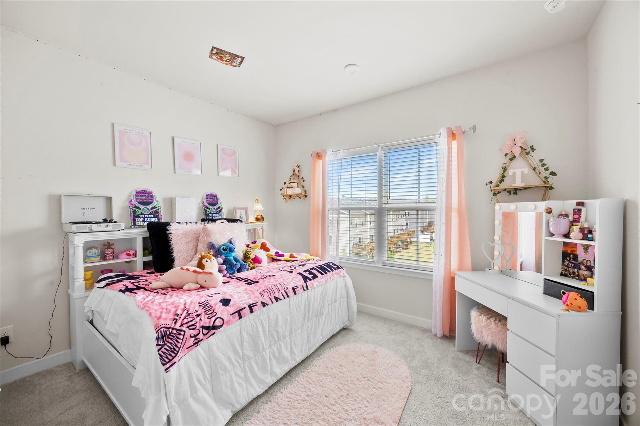 614 Crudent Road — Tega Cay