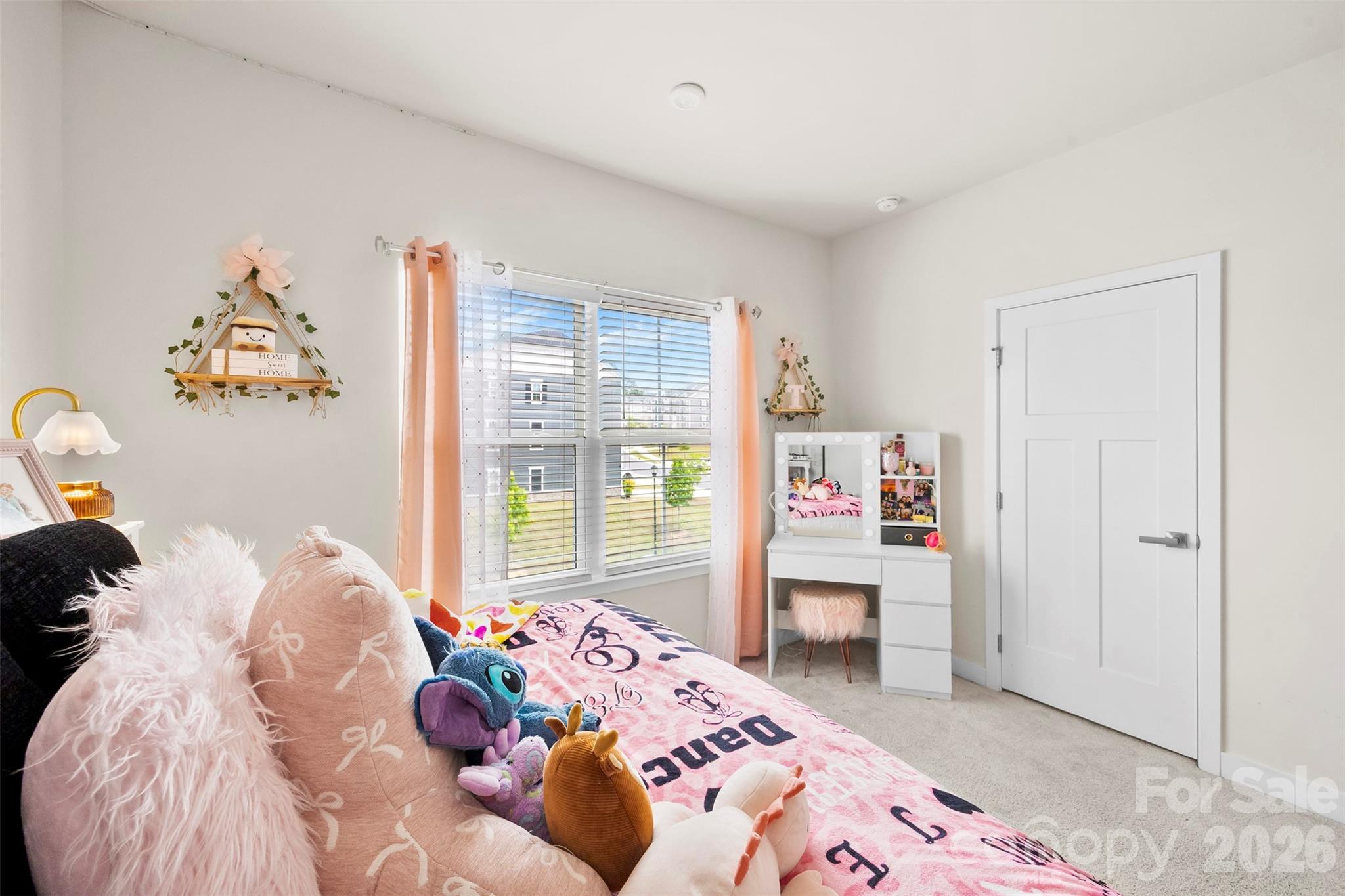 614 Crudent Road — Tega Cay