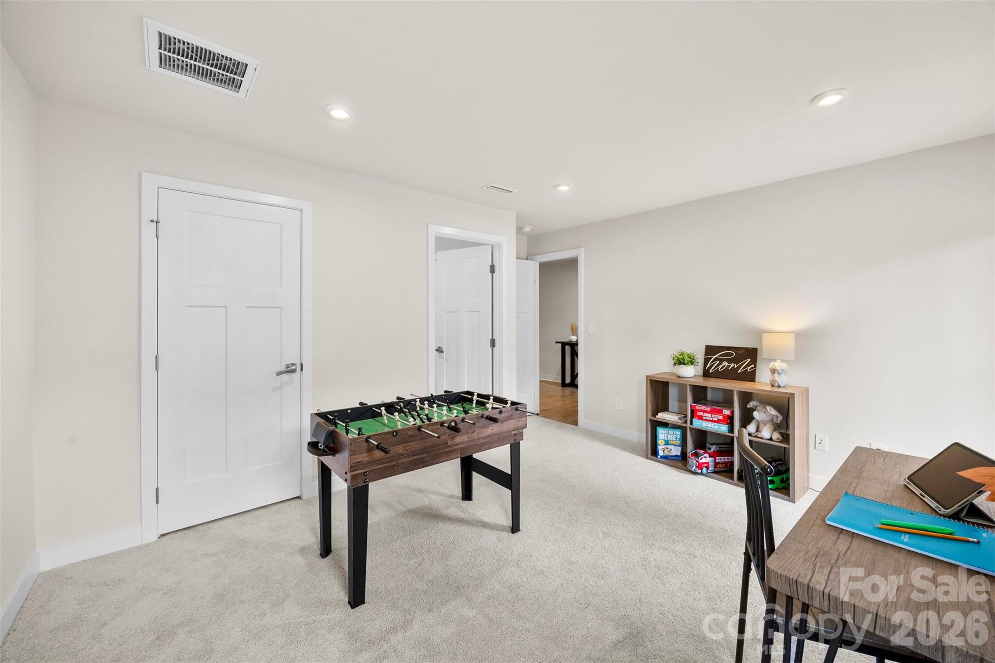 614 Crudent Road — Tega Cay
