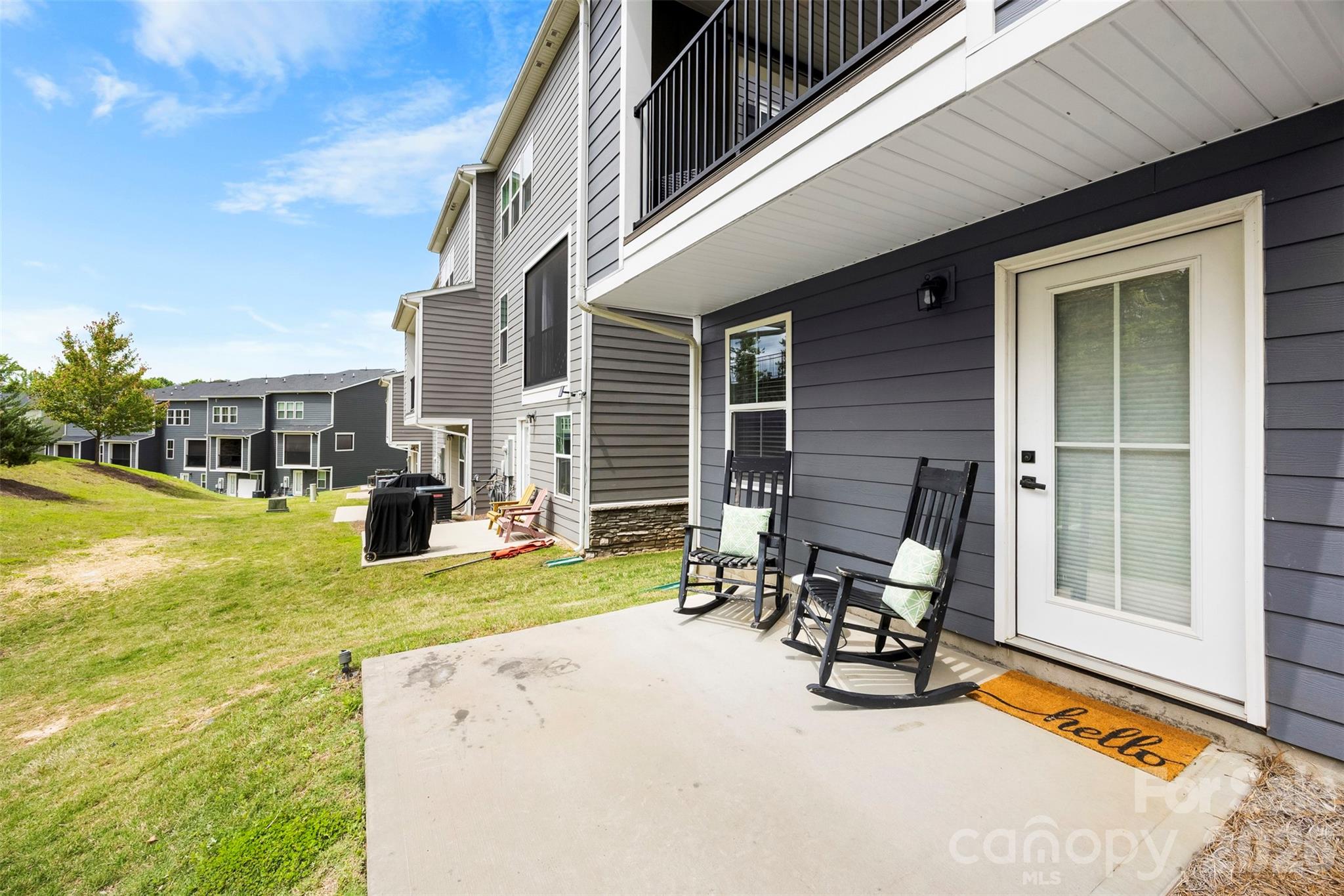 614 Crudent Road — Tega Cay