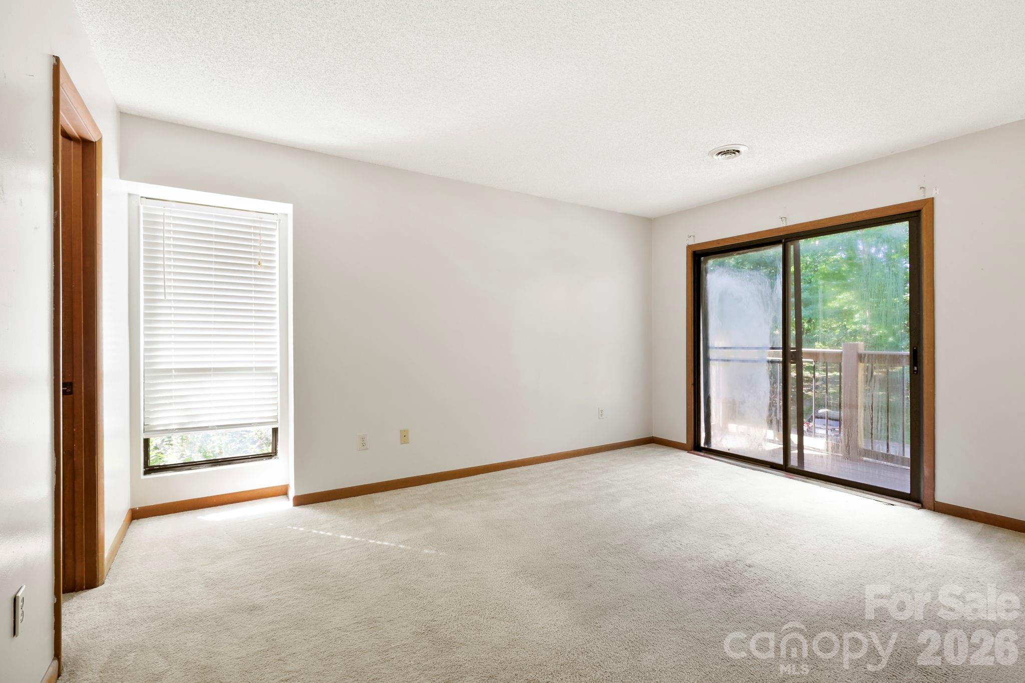 48 Ravencroft Lane #F48 — Asheville