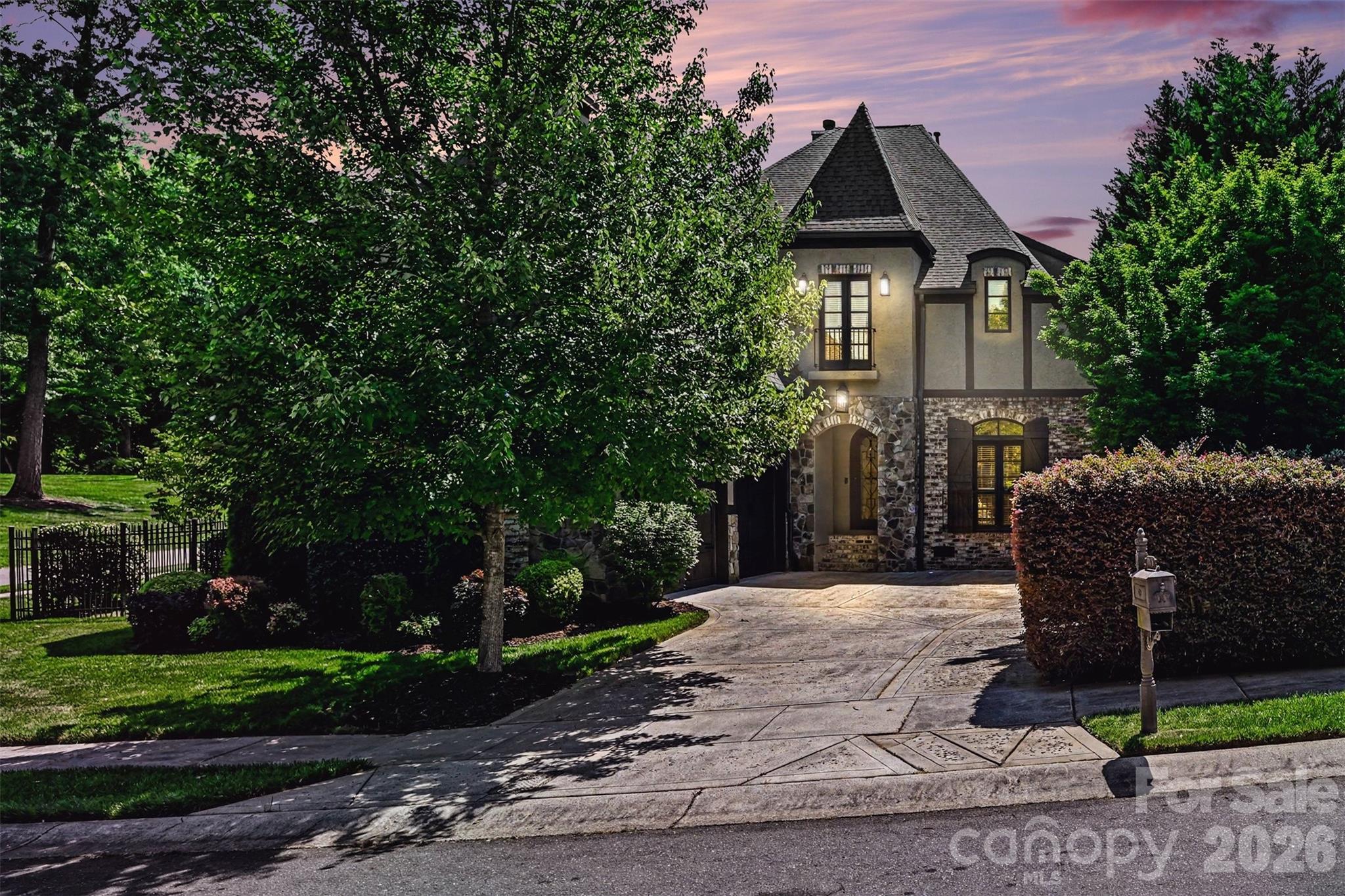 703 Sainte Rose Lane — Charlotte