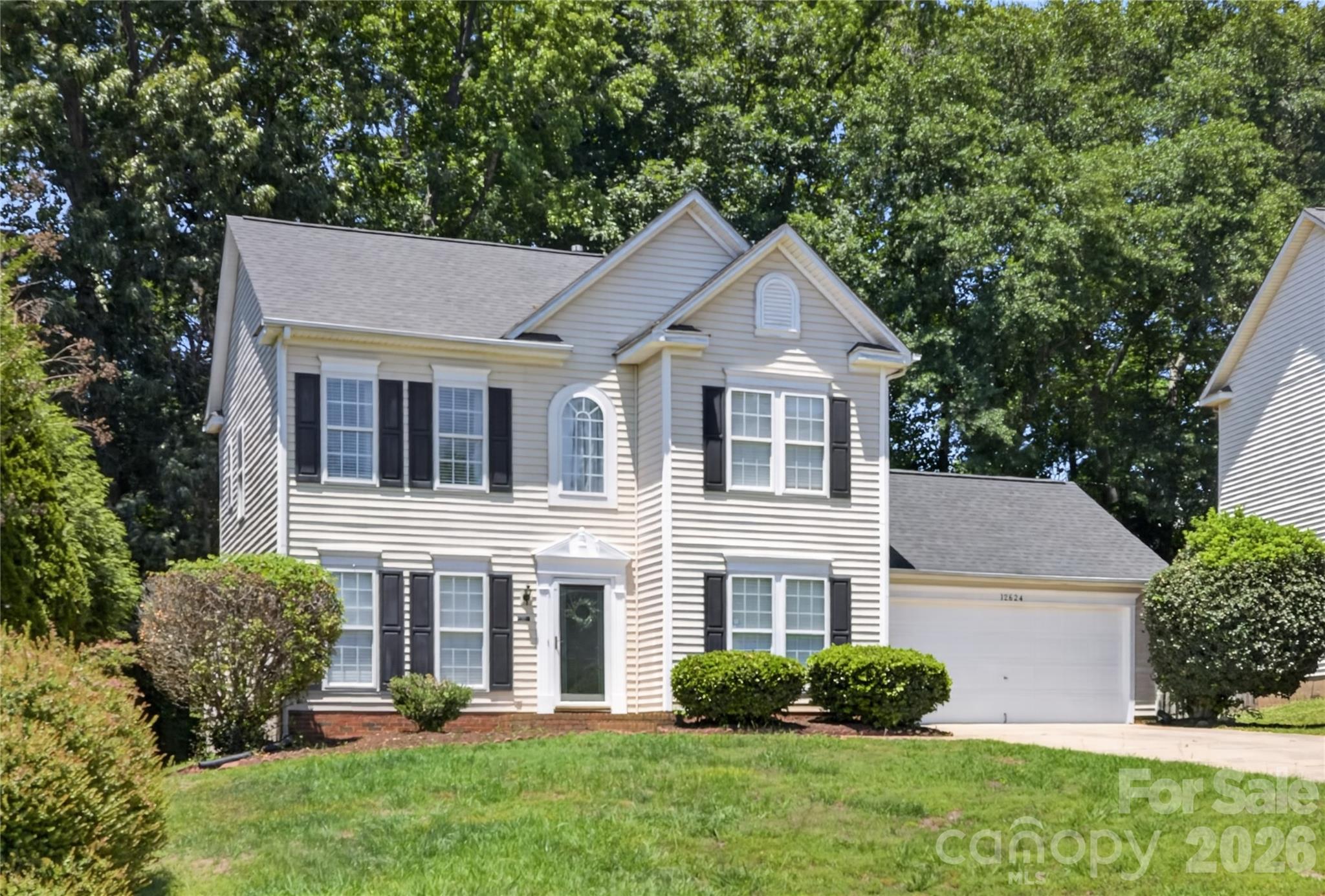 12624 Cardinal Woods Drive — Pineville