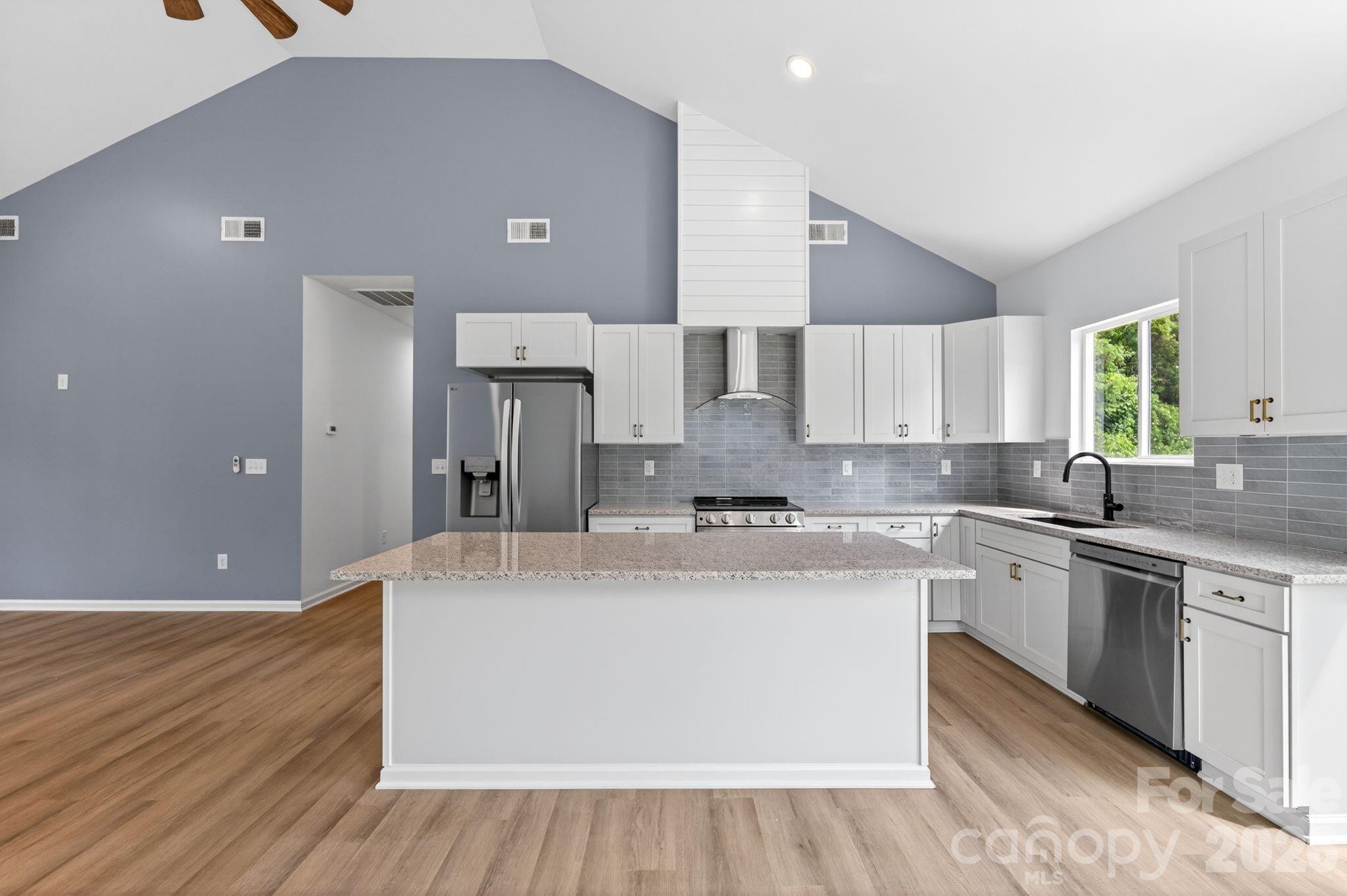 402 Pine Grove Avenue — Cherryville