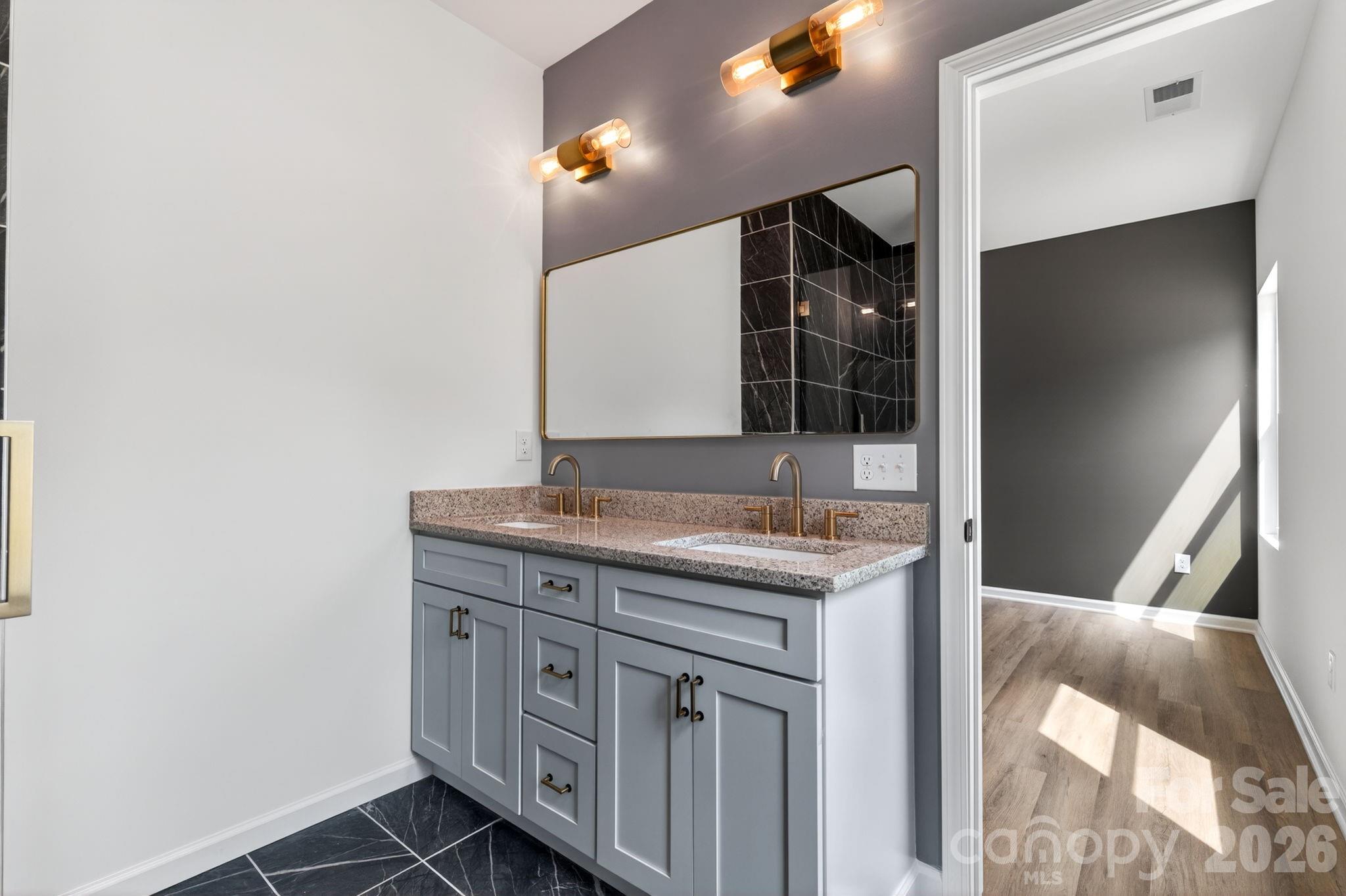402 Pine Grove Avenue — Cherryville
