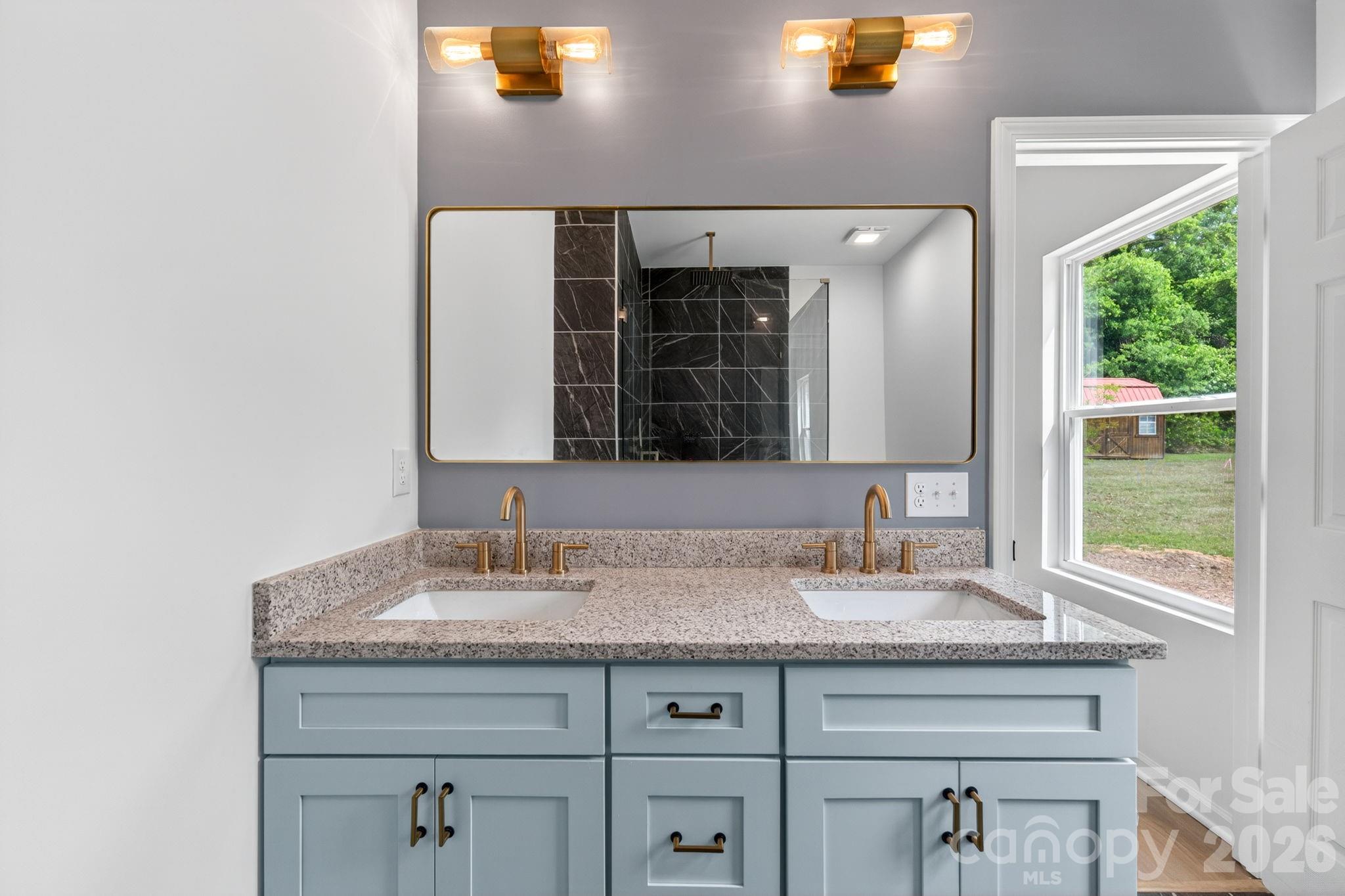 402 Pine Grove Avenue — Cherryville