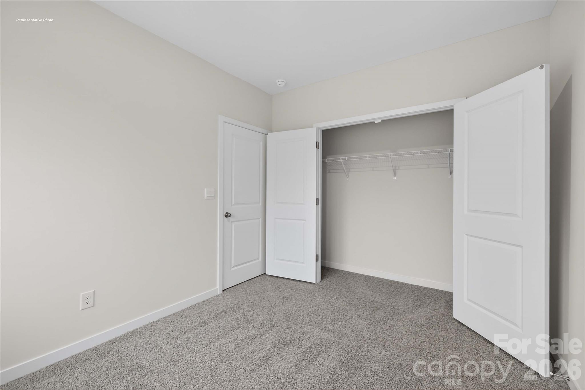 608 17th Avenue Drive NE — Hickory