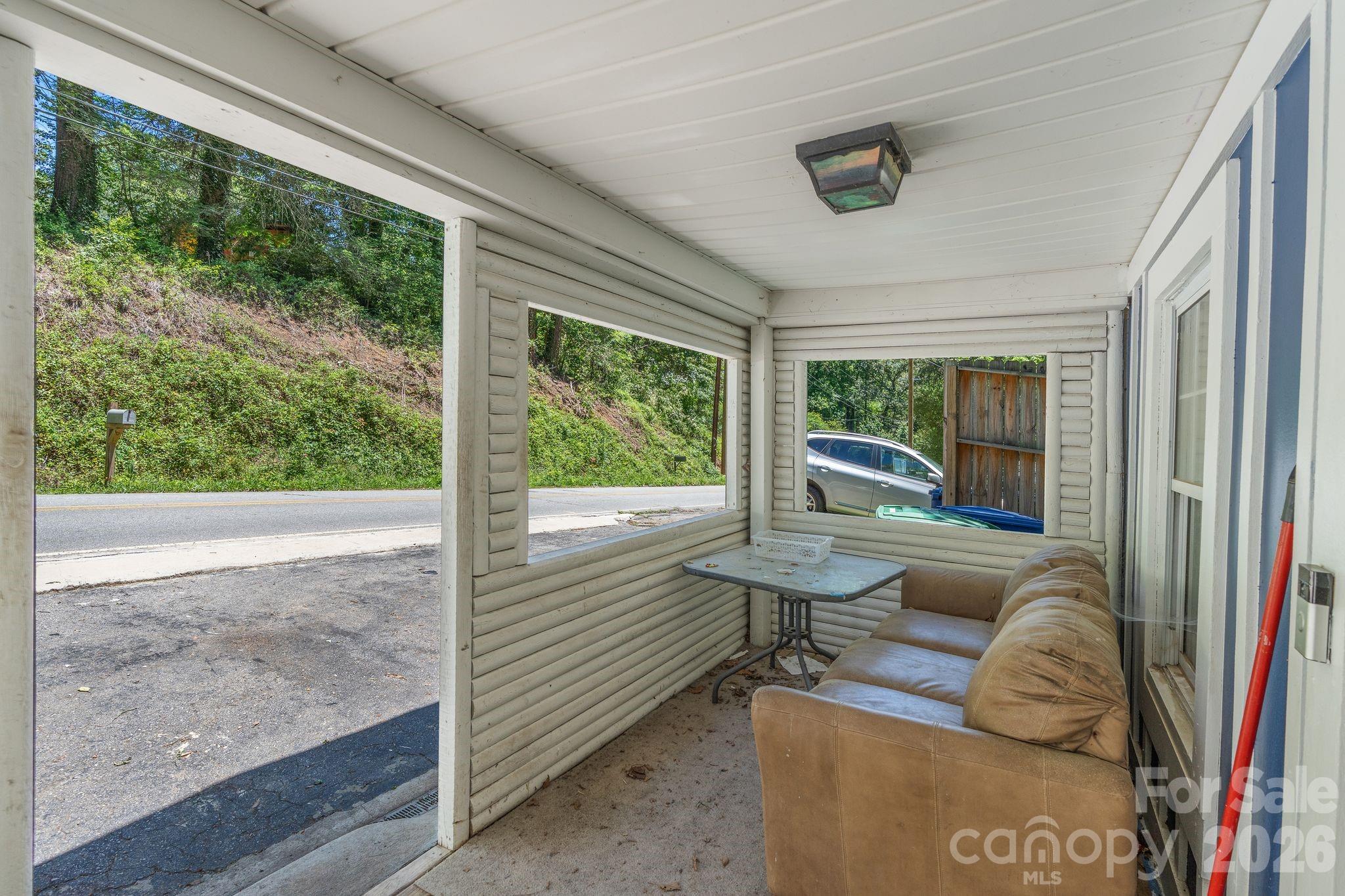 43 Candler School Road — Candler