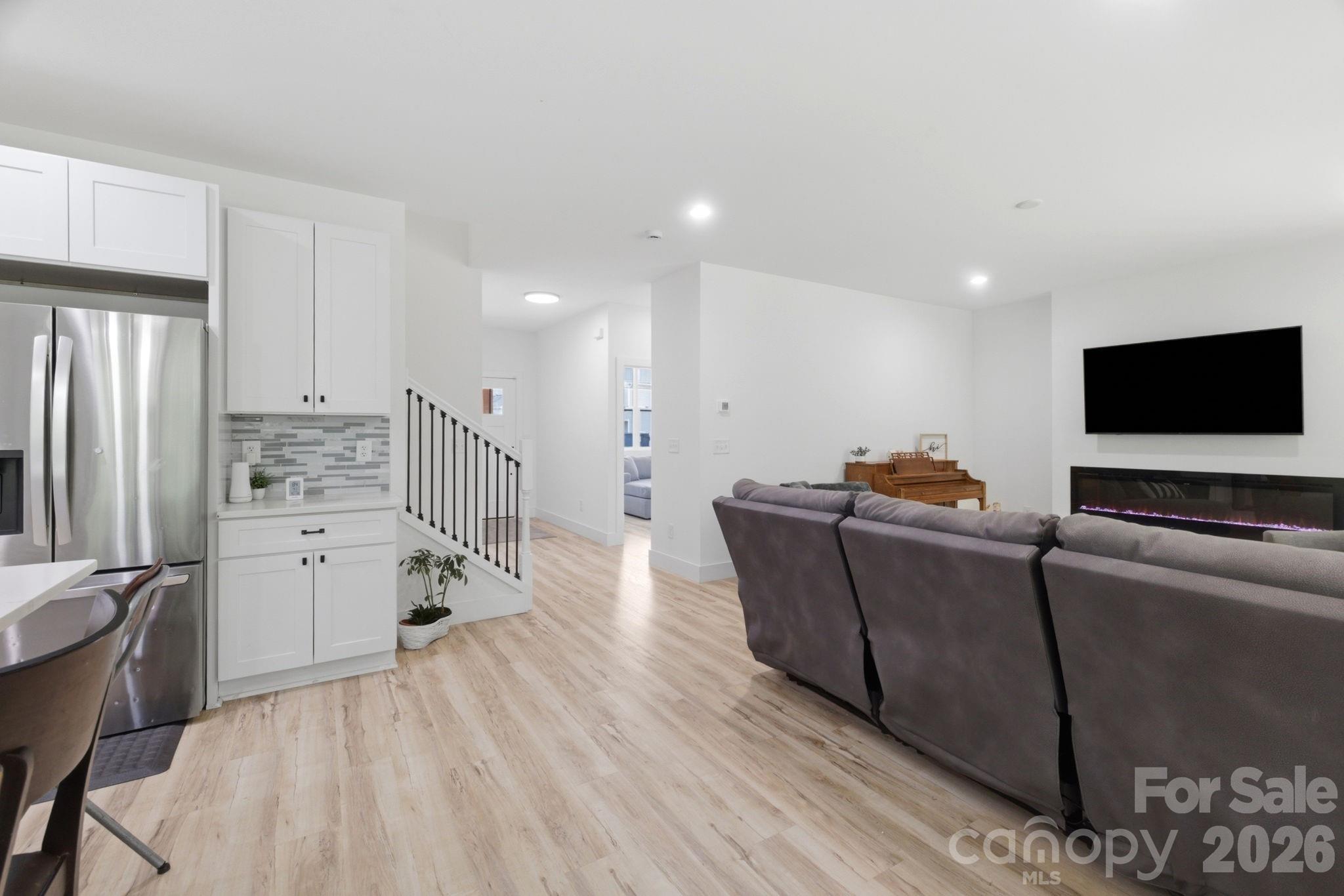 1906 Maius Drive — Conover