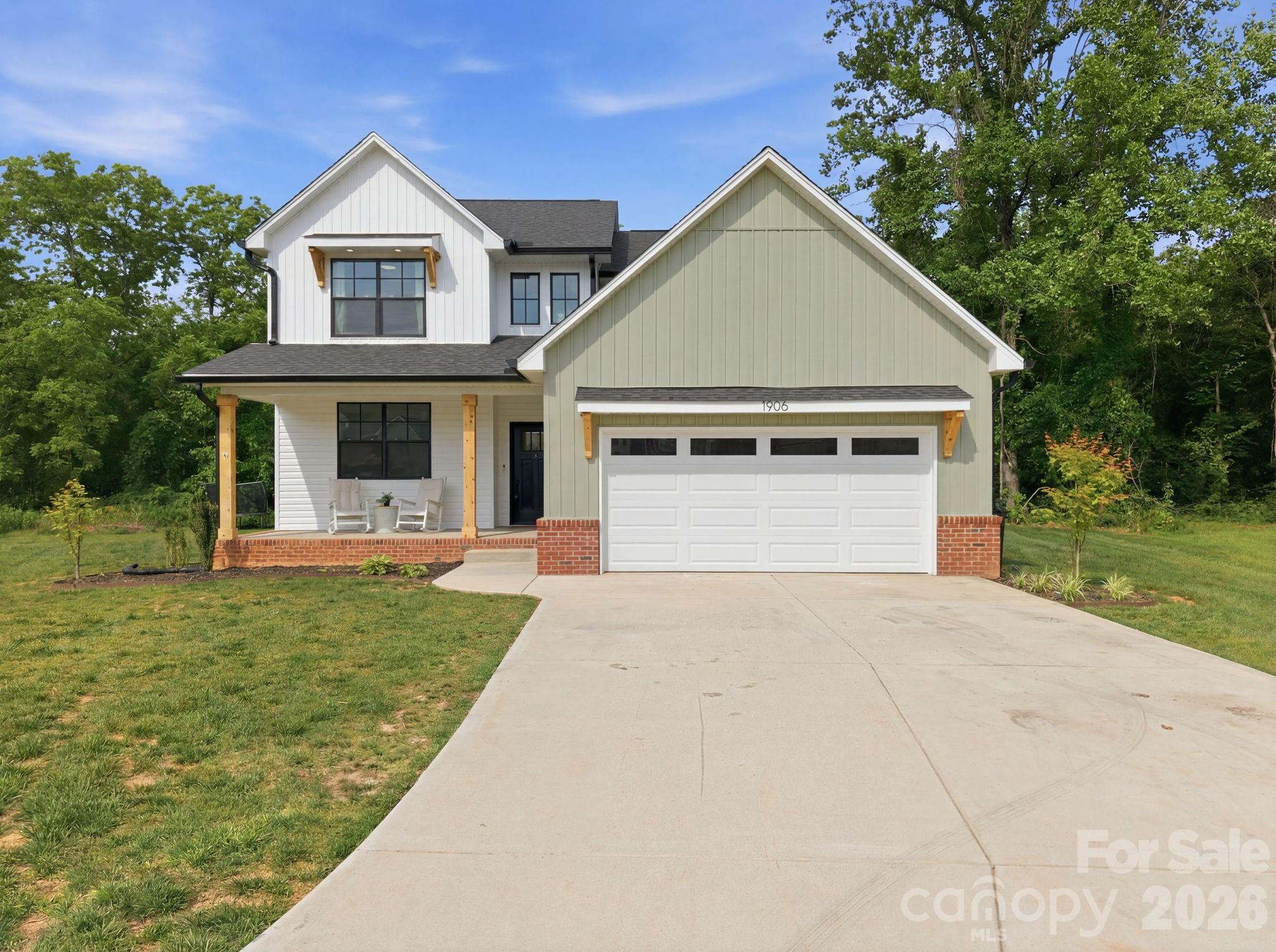 1906 Maius Drive — Conover