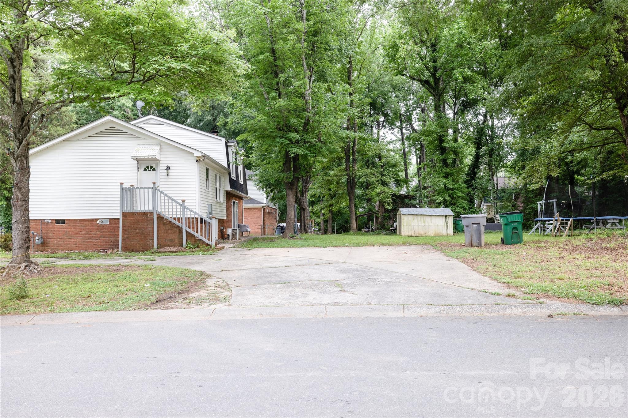 2545 Cedarwild Road — Charlotte